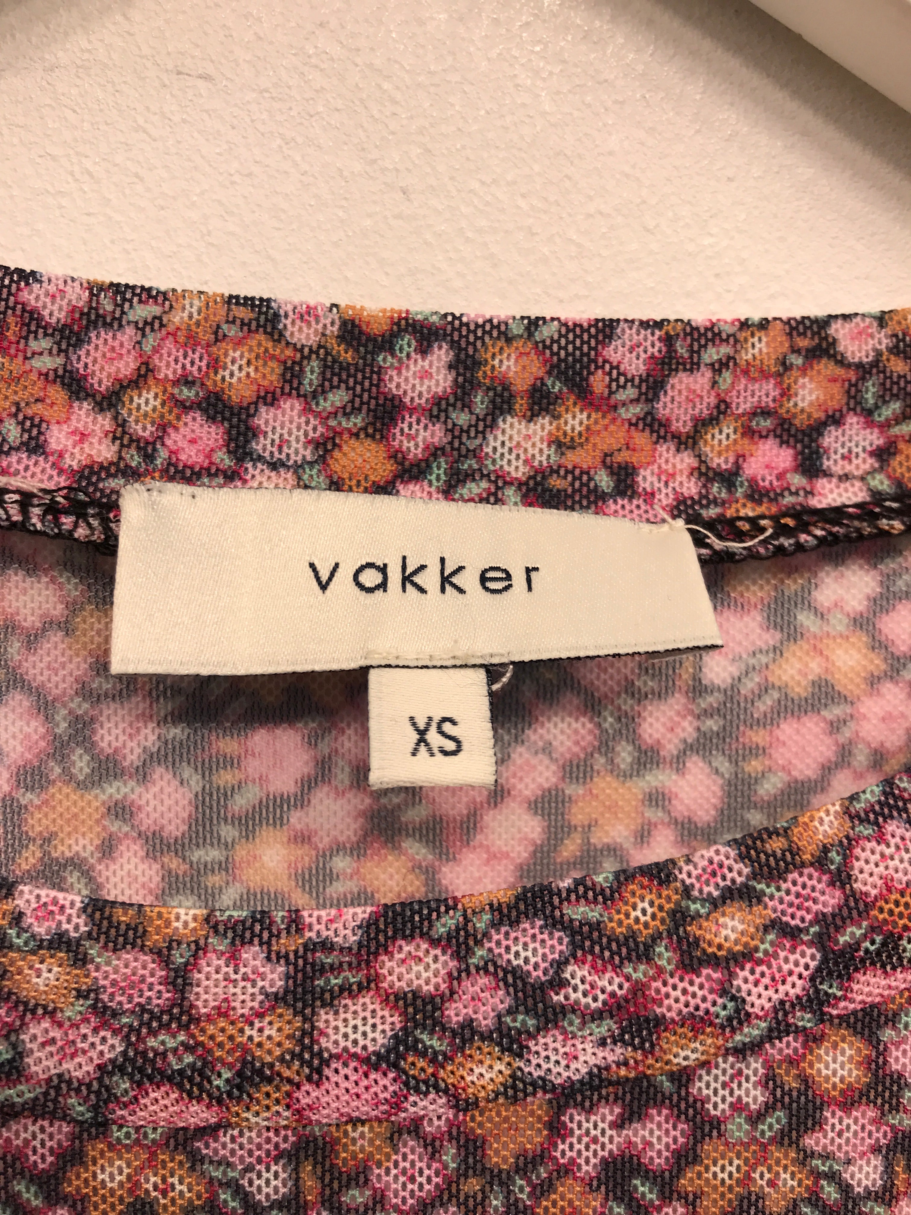 Vakker Bluse