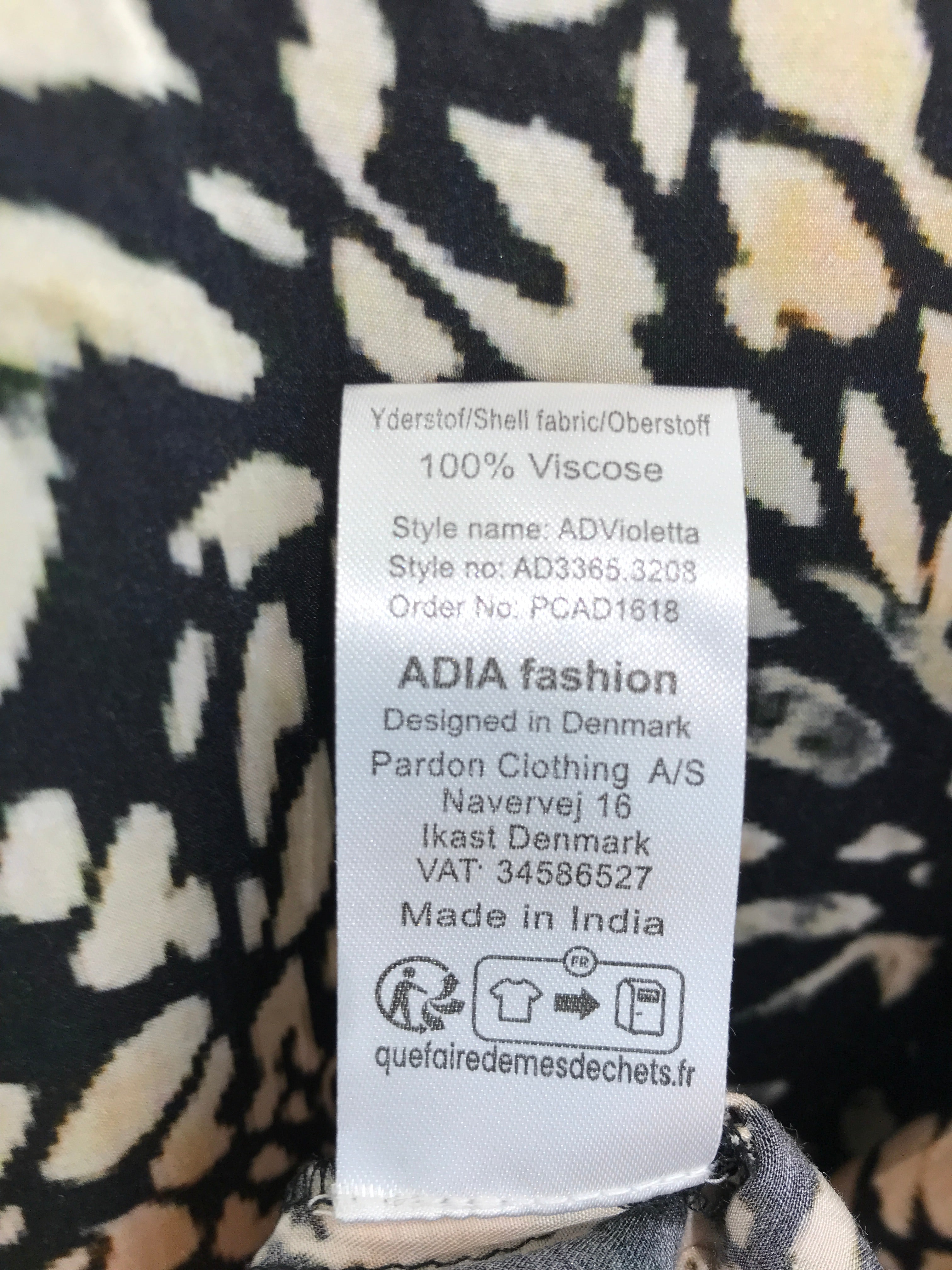 Adia Tunika