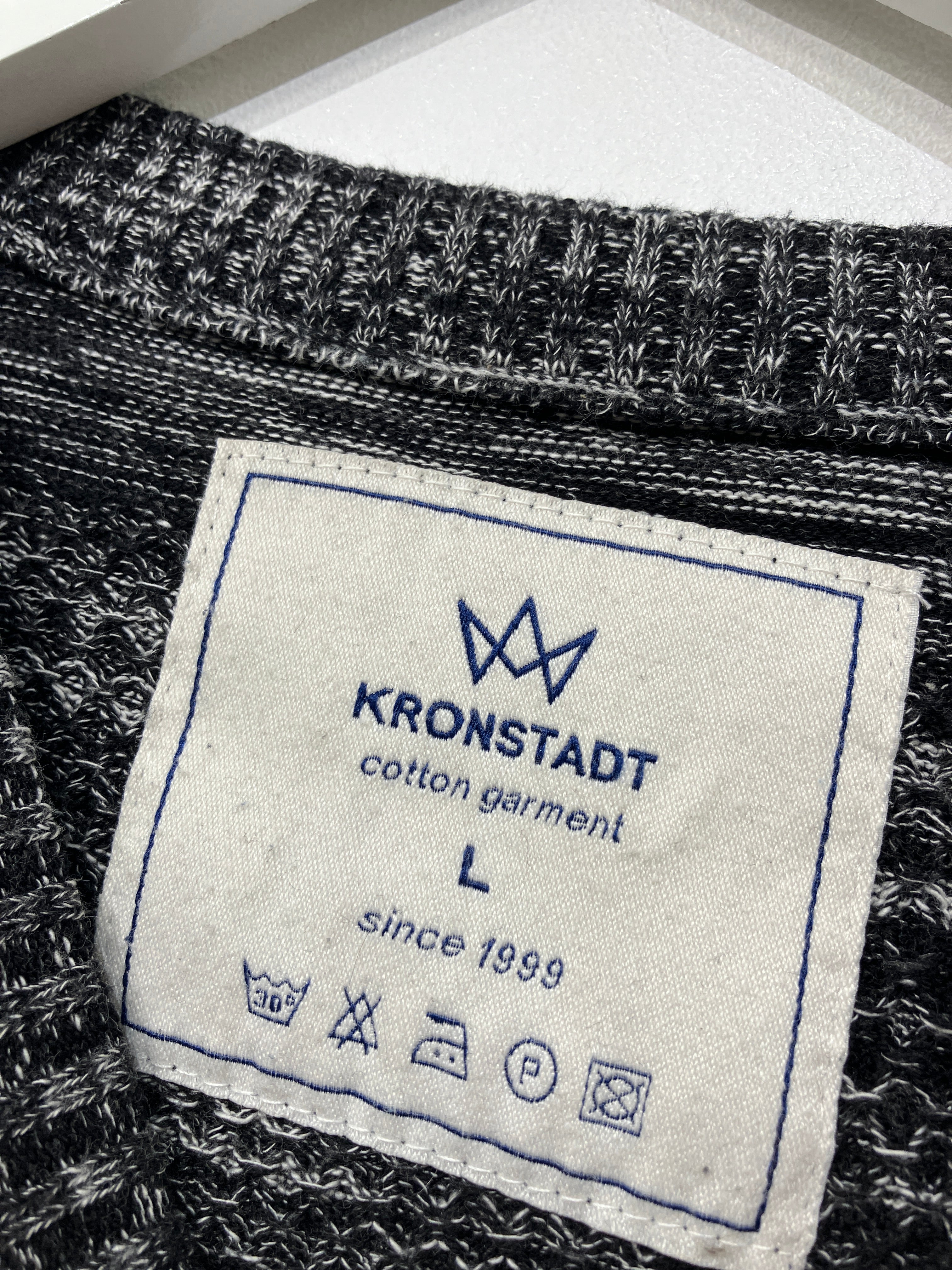 Kronstadt Bluse
