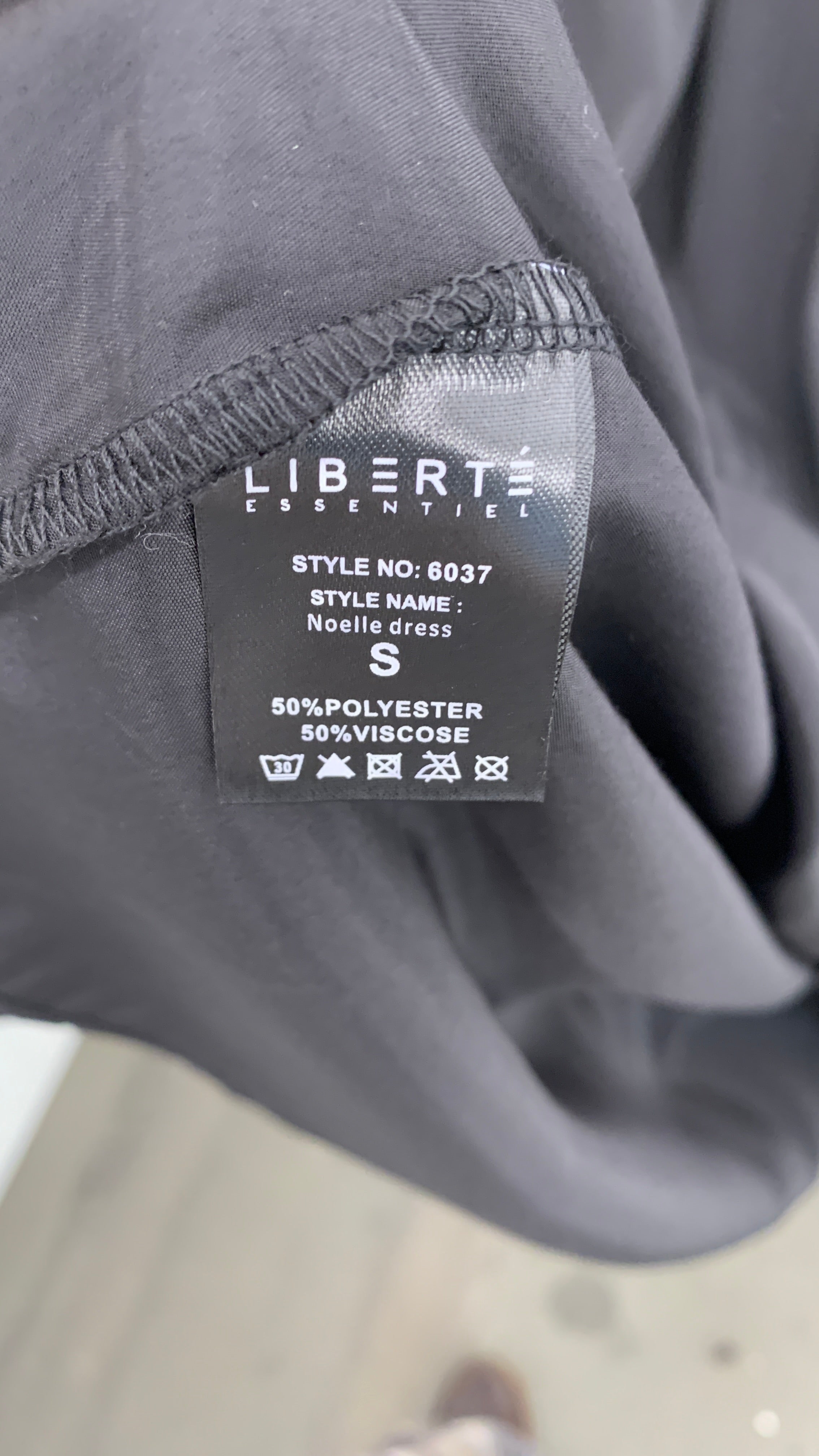 Liberte Kjole