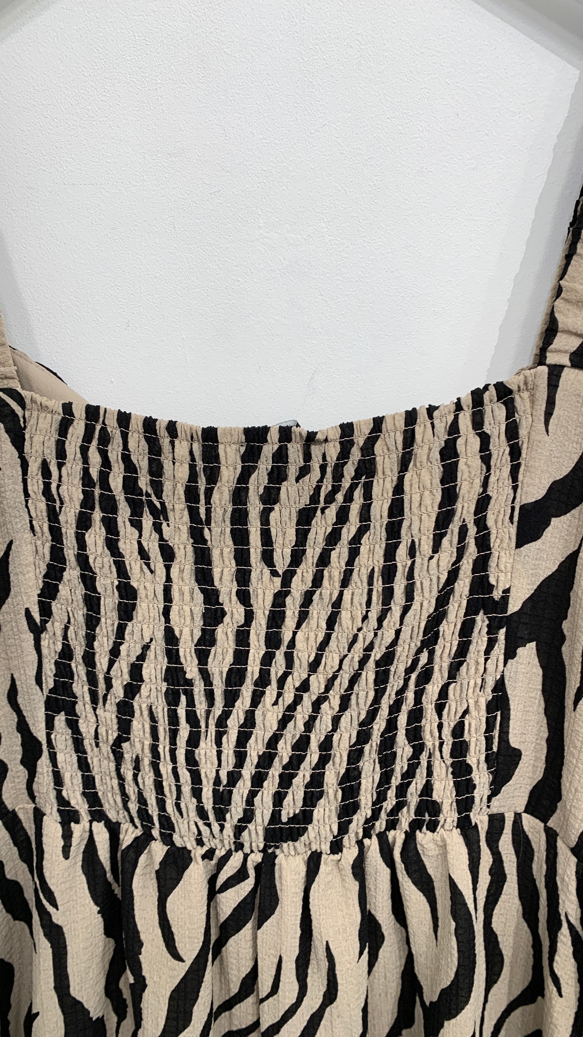 Gina Tricot Kjole
