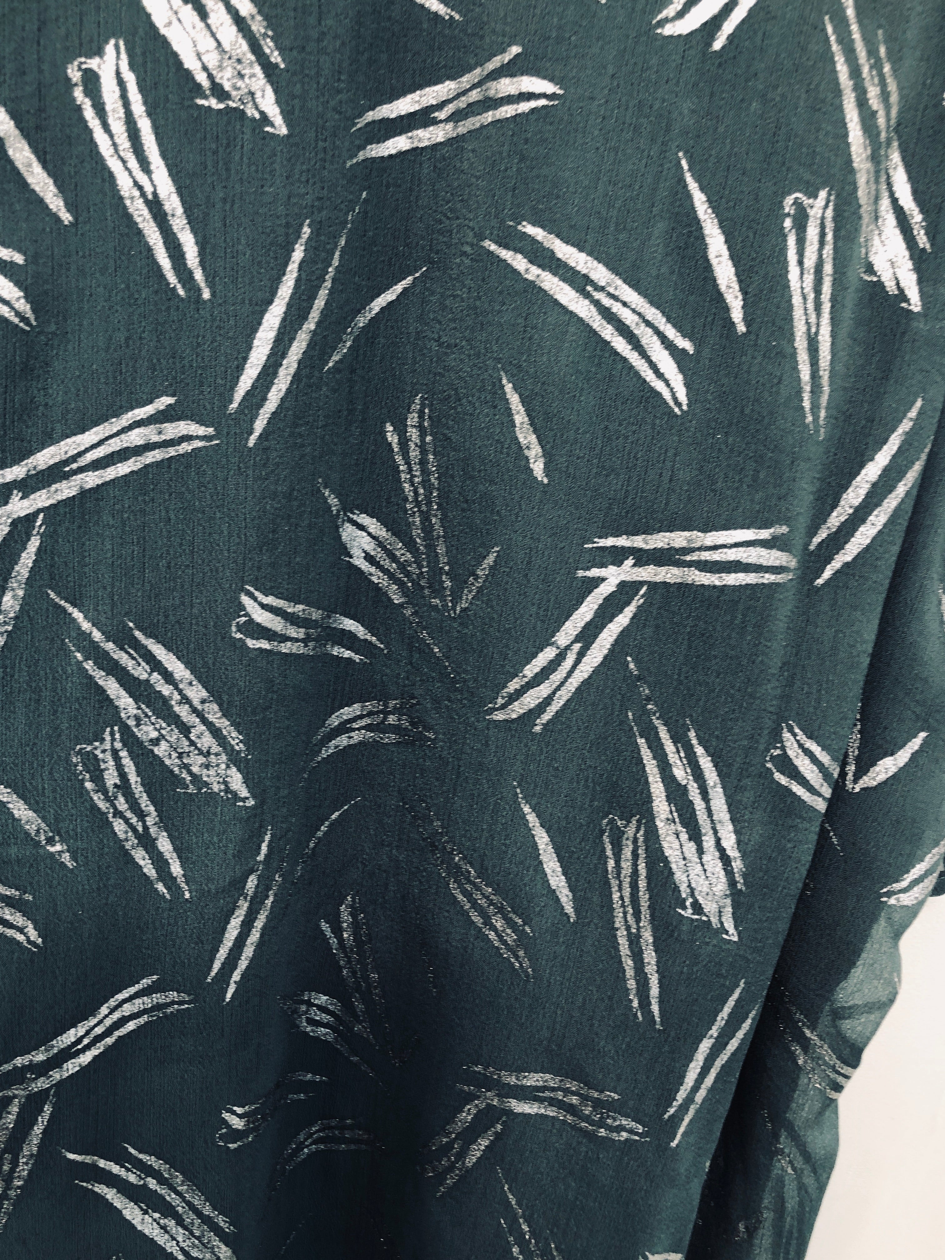 Crizpy T-shirt