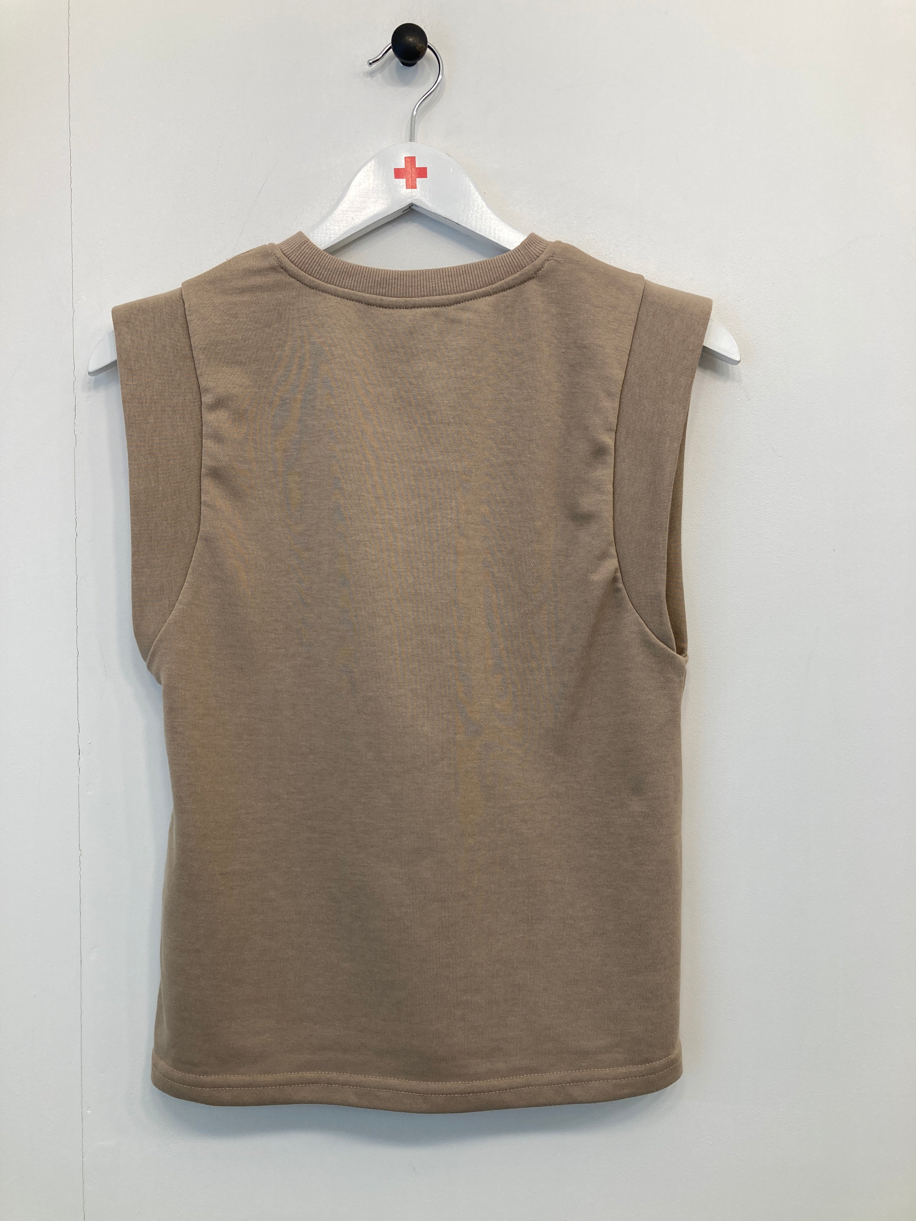 Pieces Vest