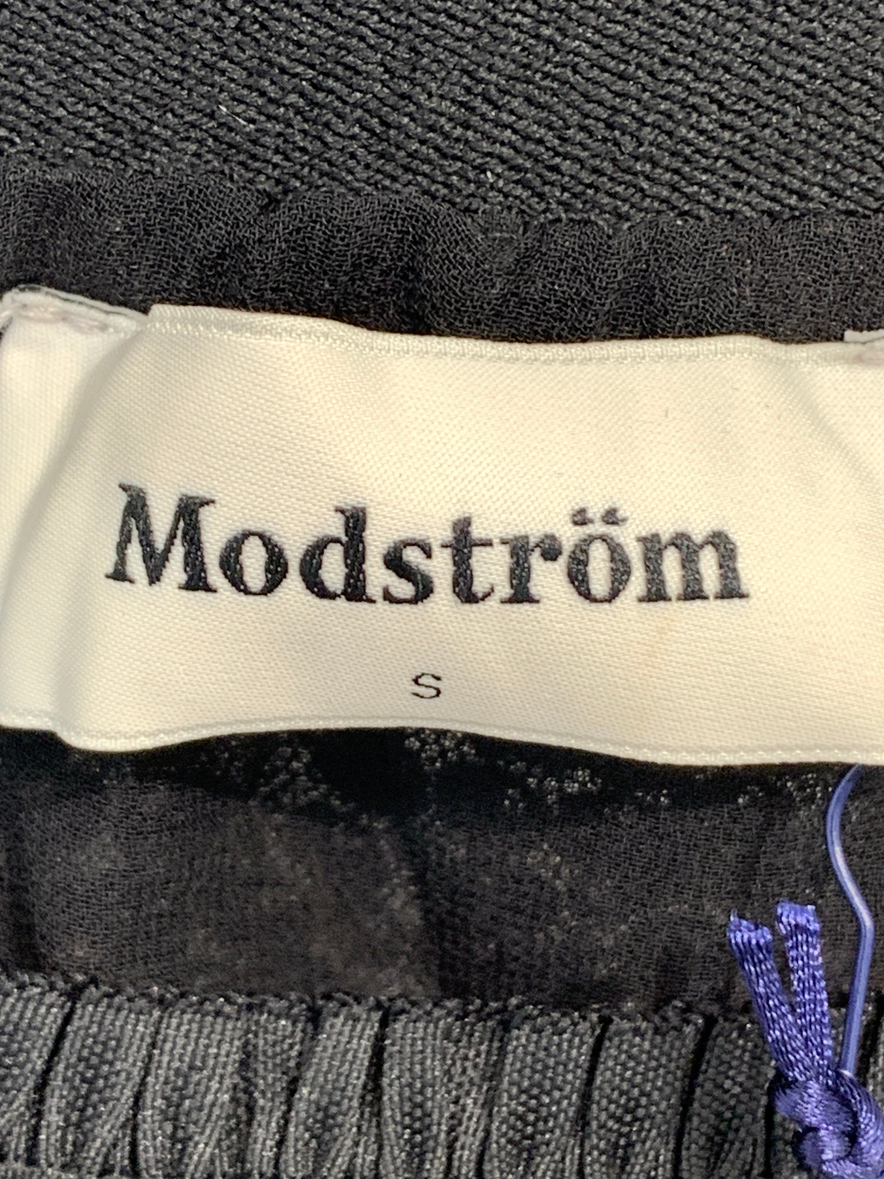 Modström Nederdel