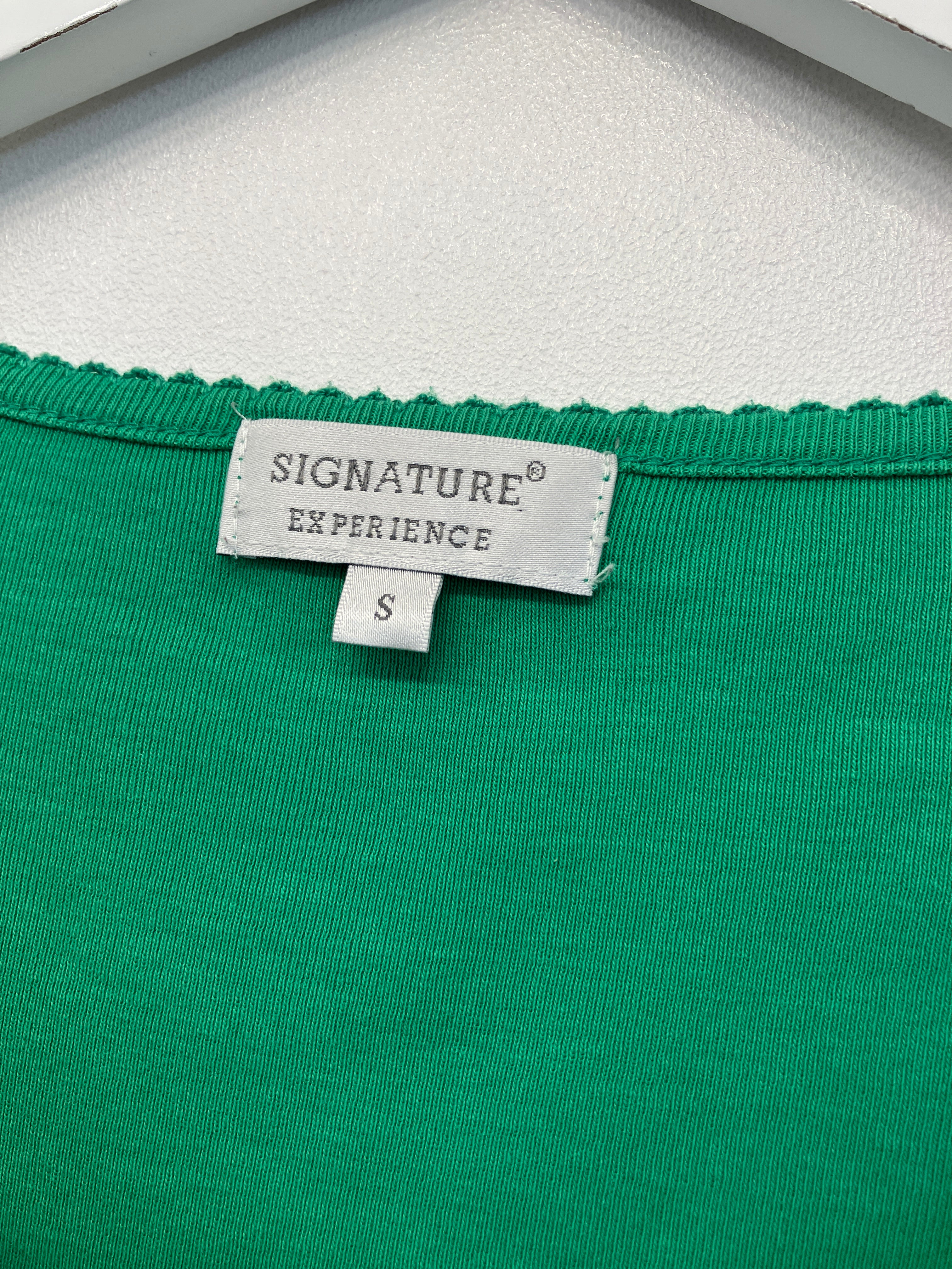Signature T-shirt