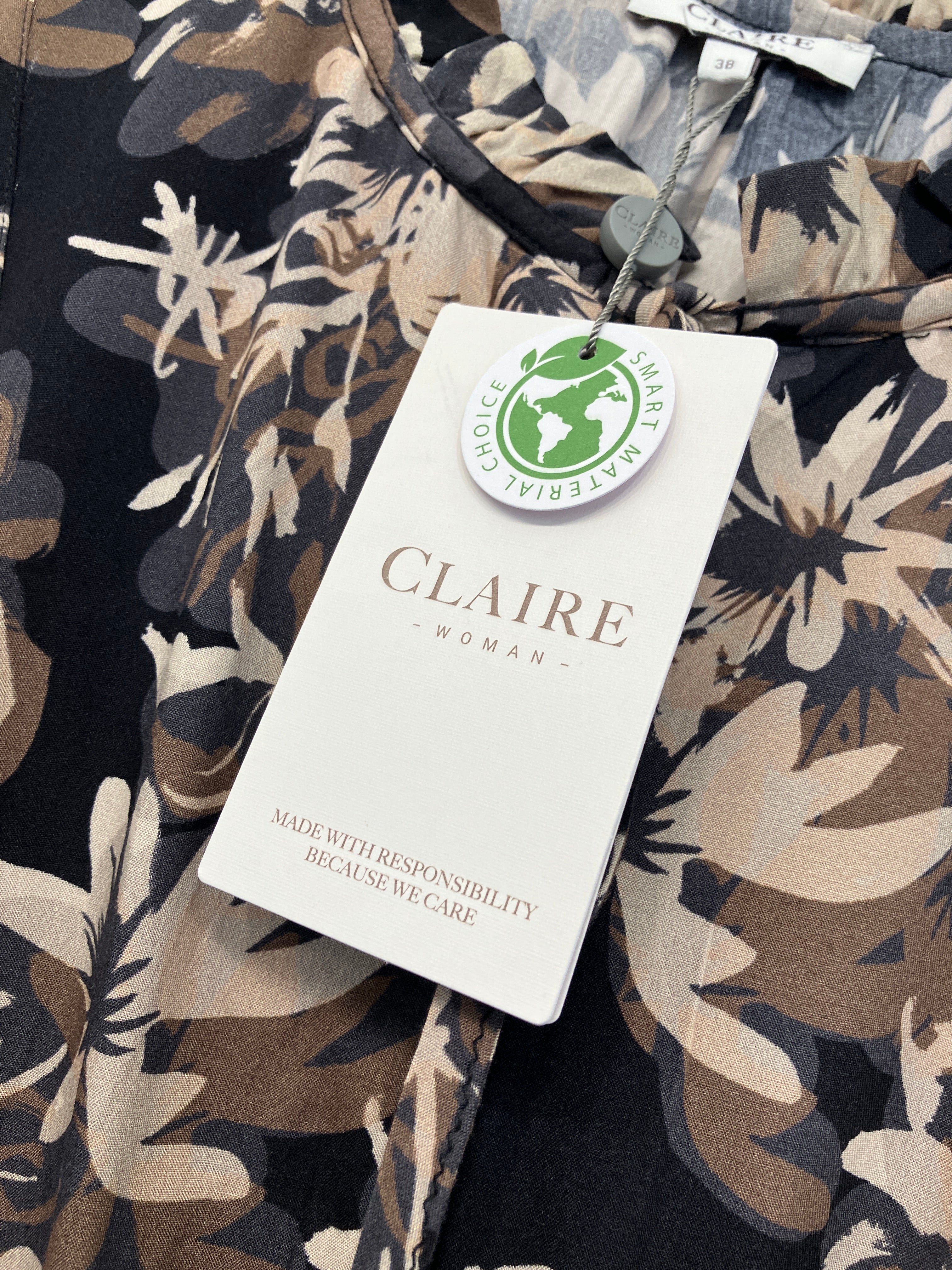 Claire Kjole