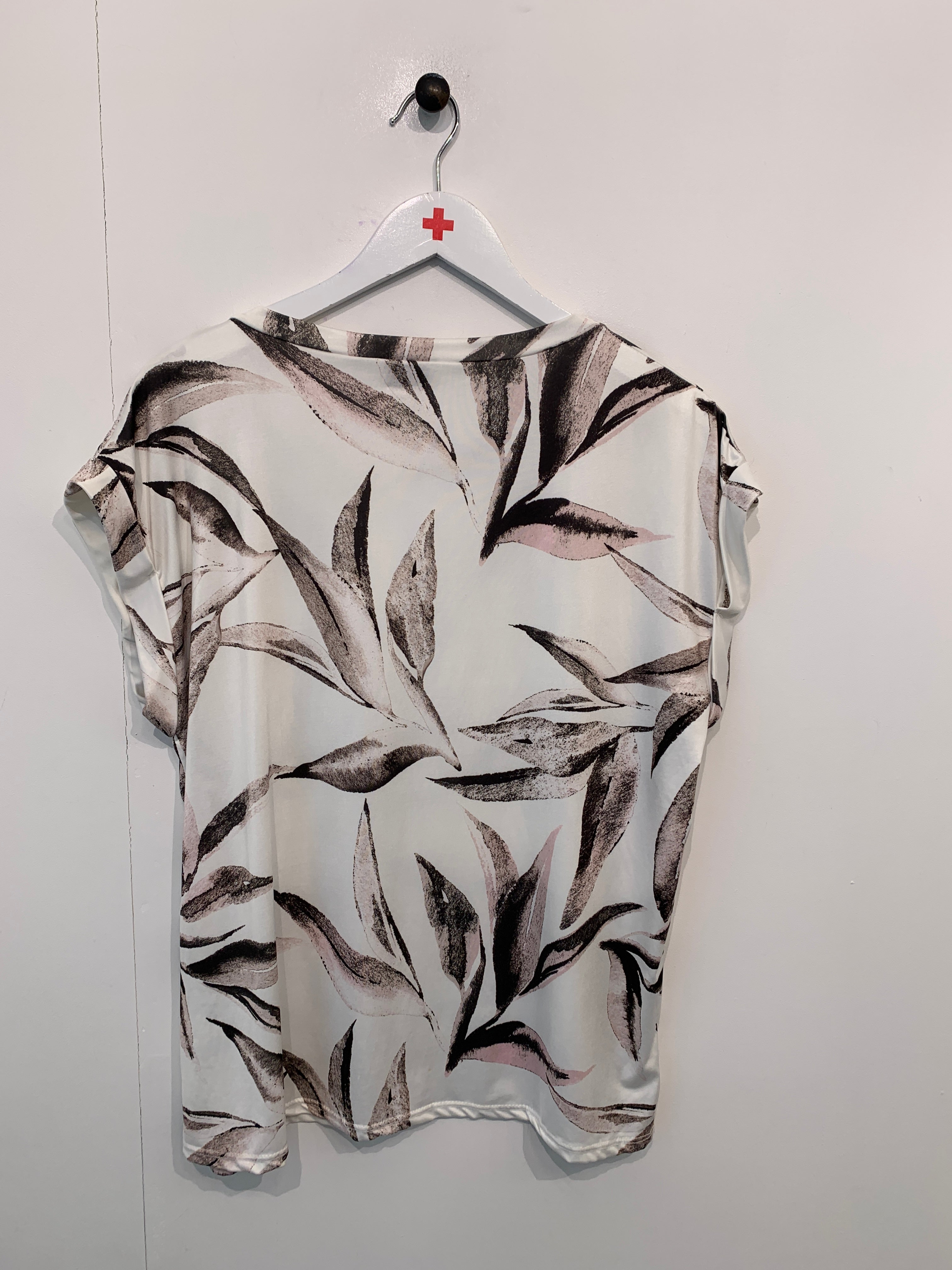 Lacony T-shirt