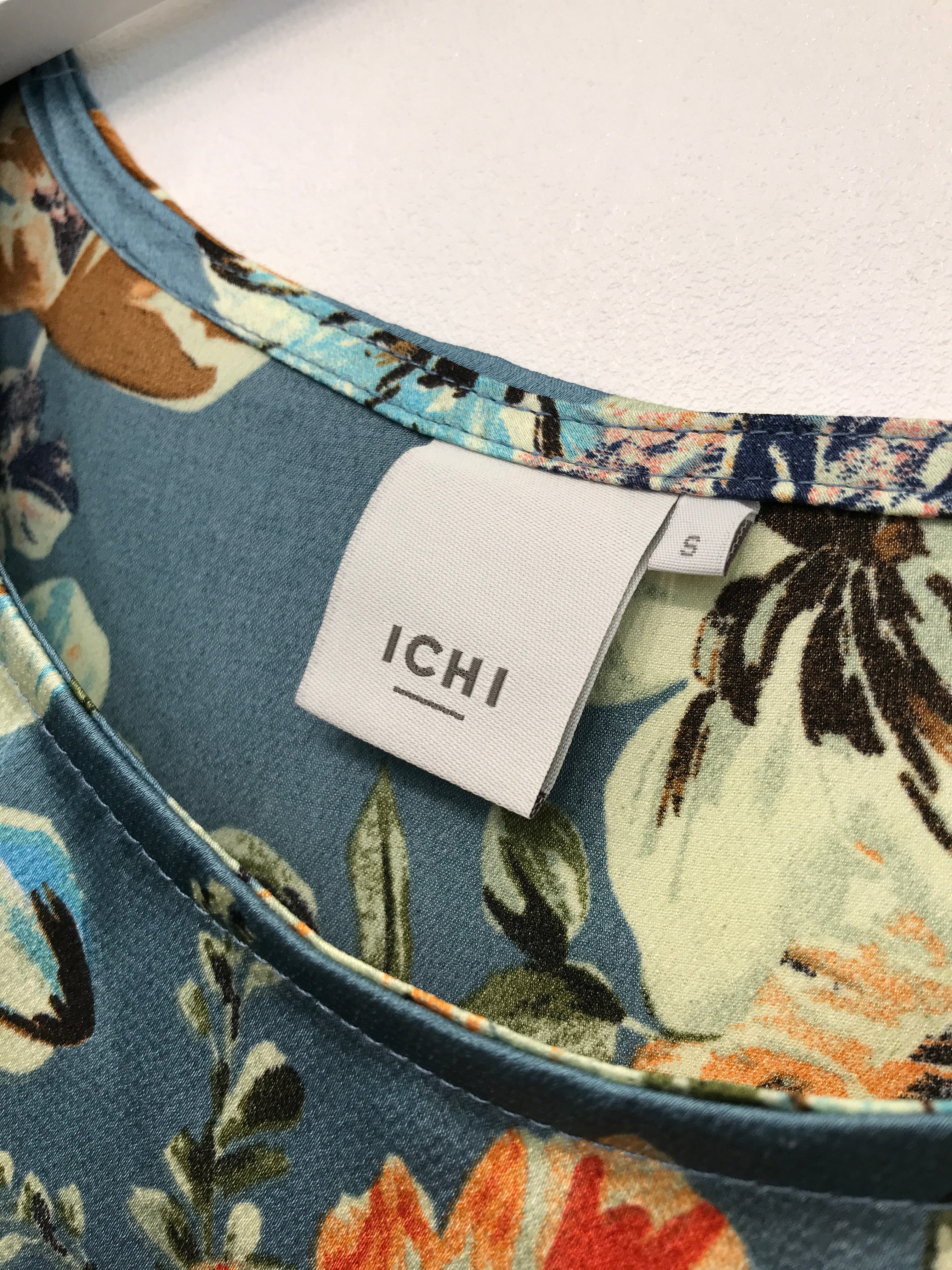 Ichi Bluse