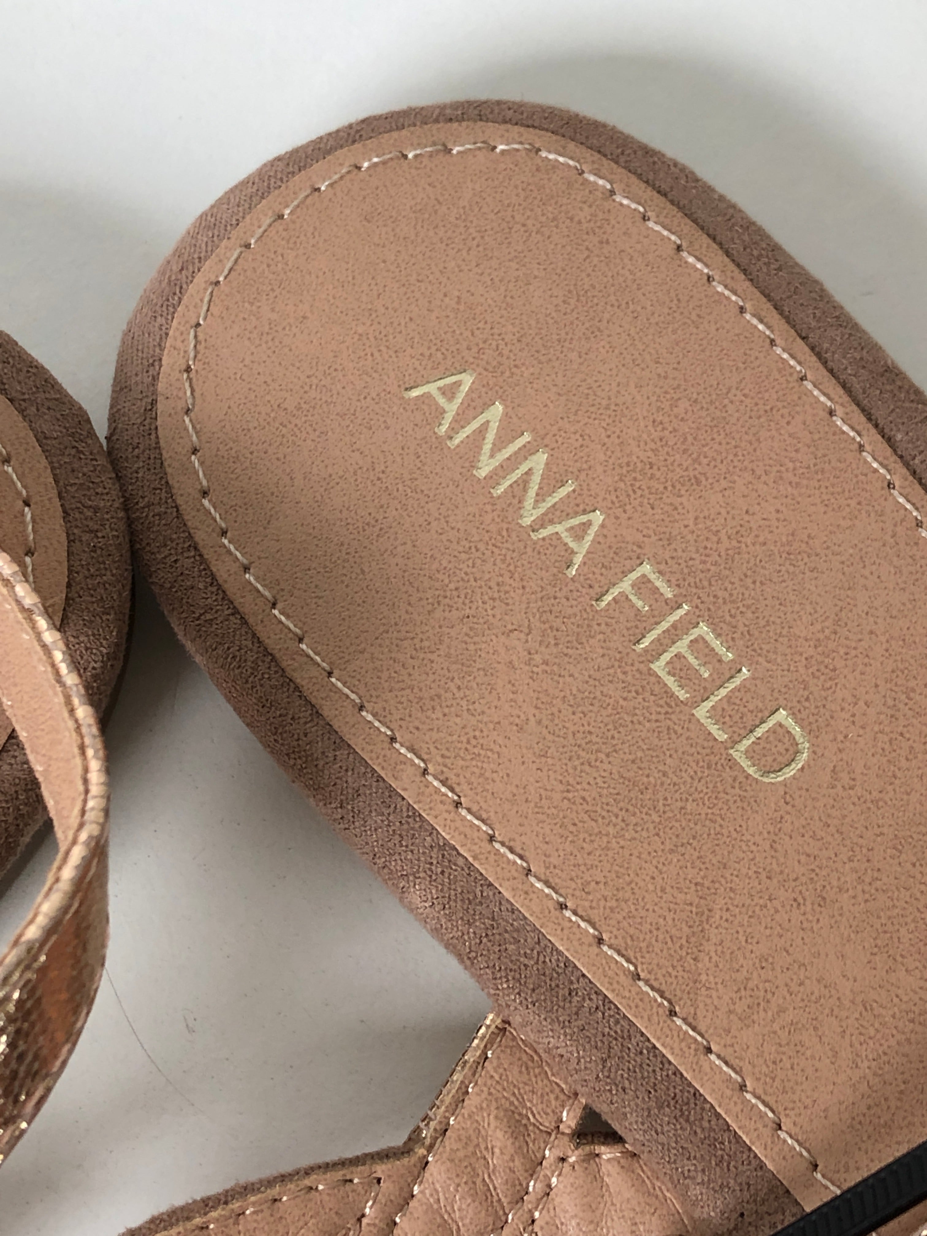 Anna Field Sandaler