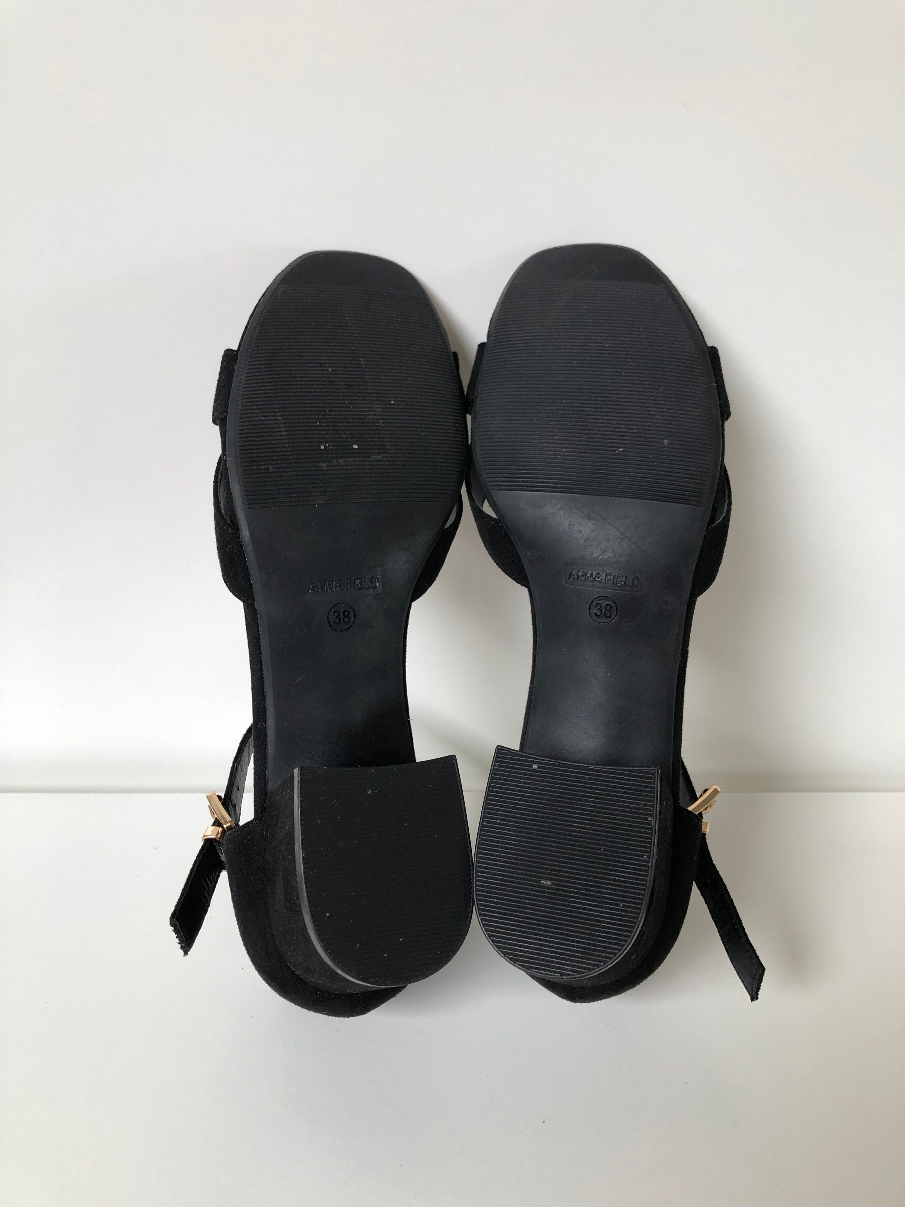 Anna Field Sandaler