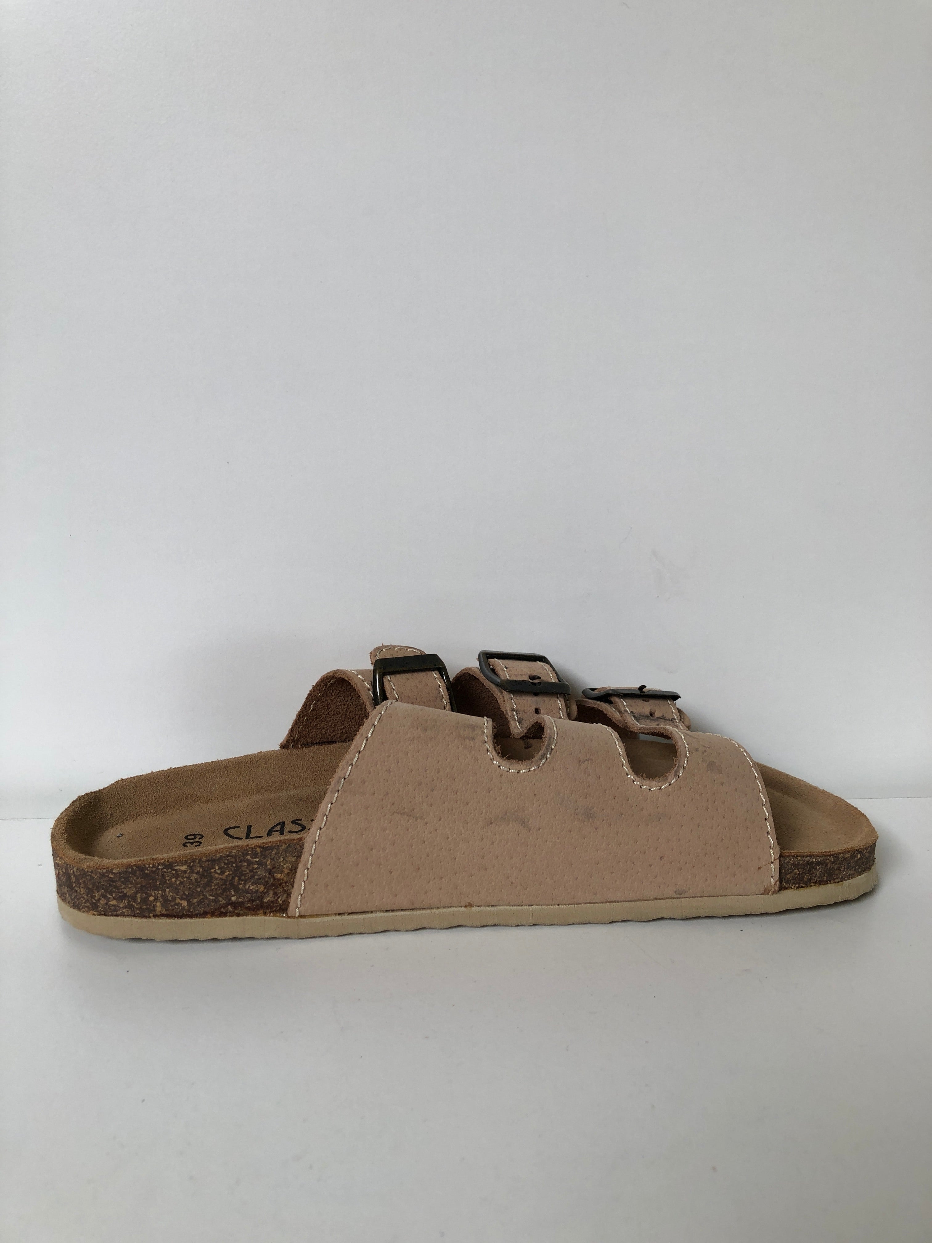 Classic By Matas Sandaler