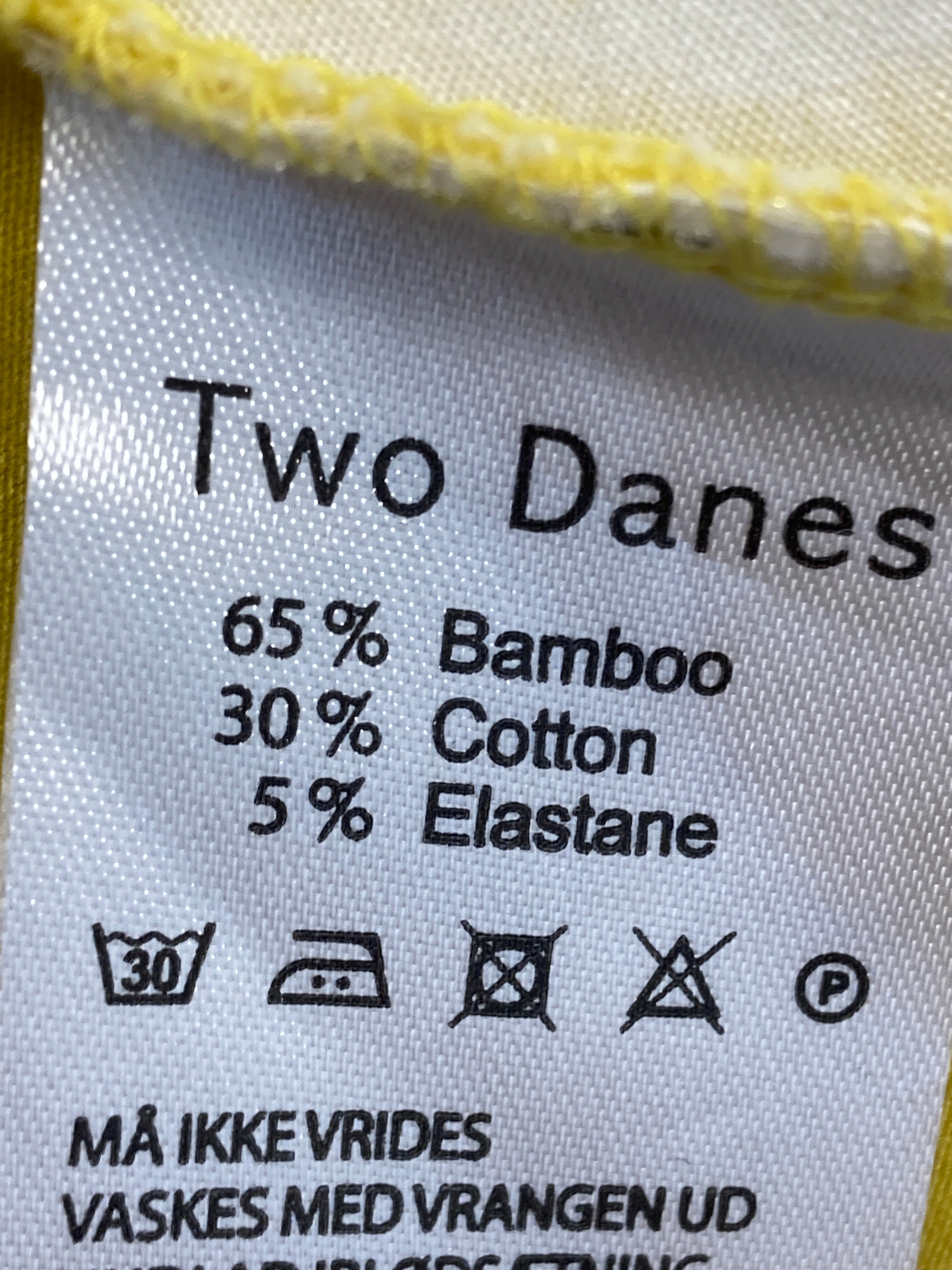 Two Danes Bluse
