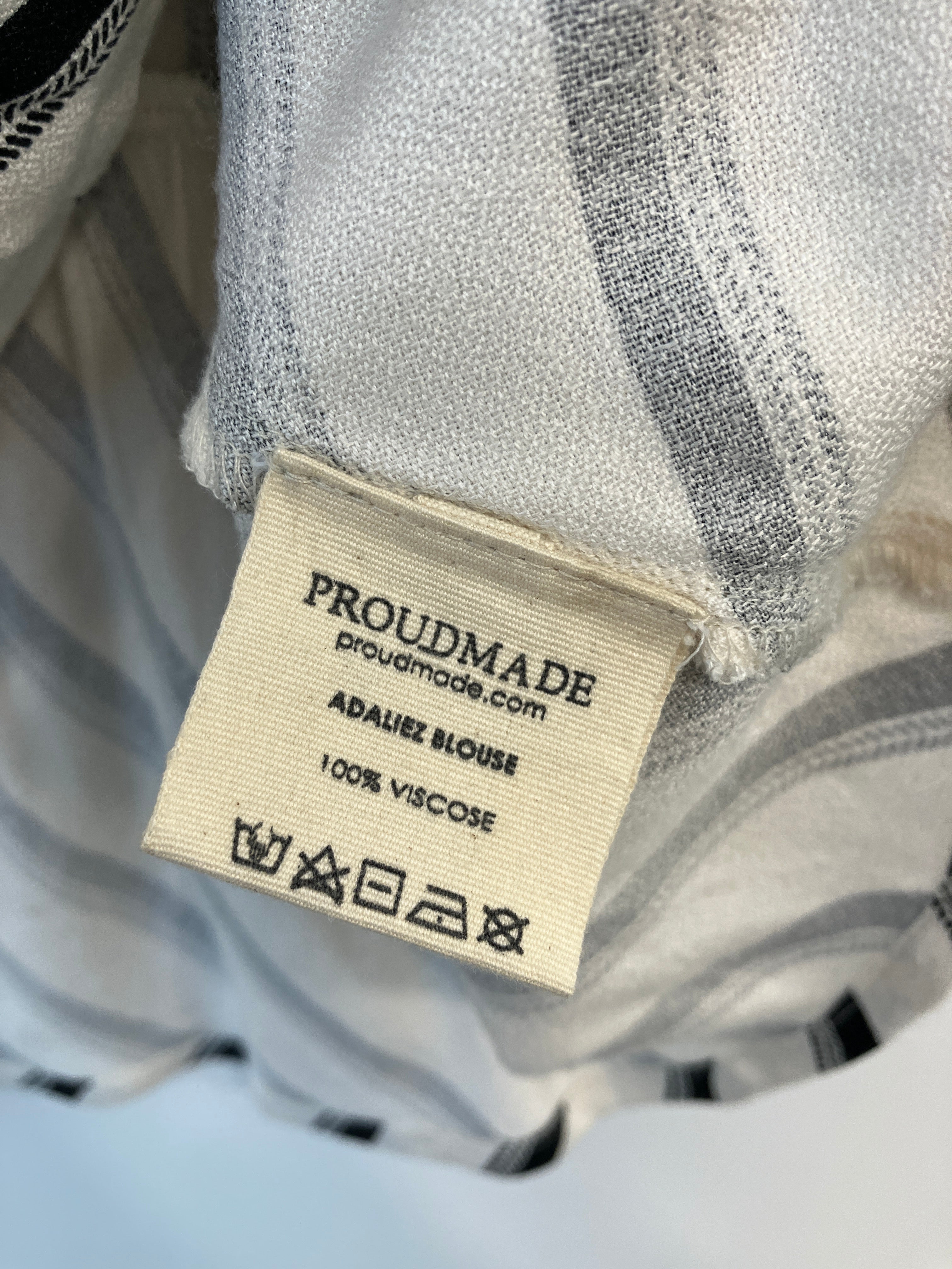 Proudmade Bluse