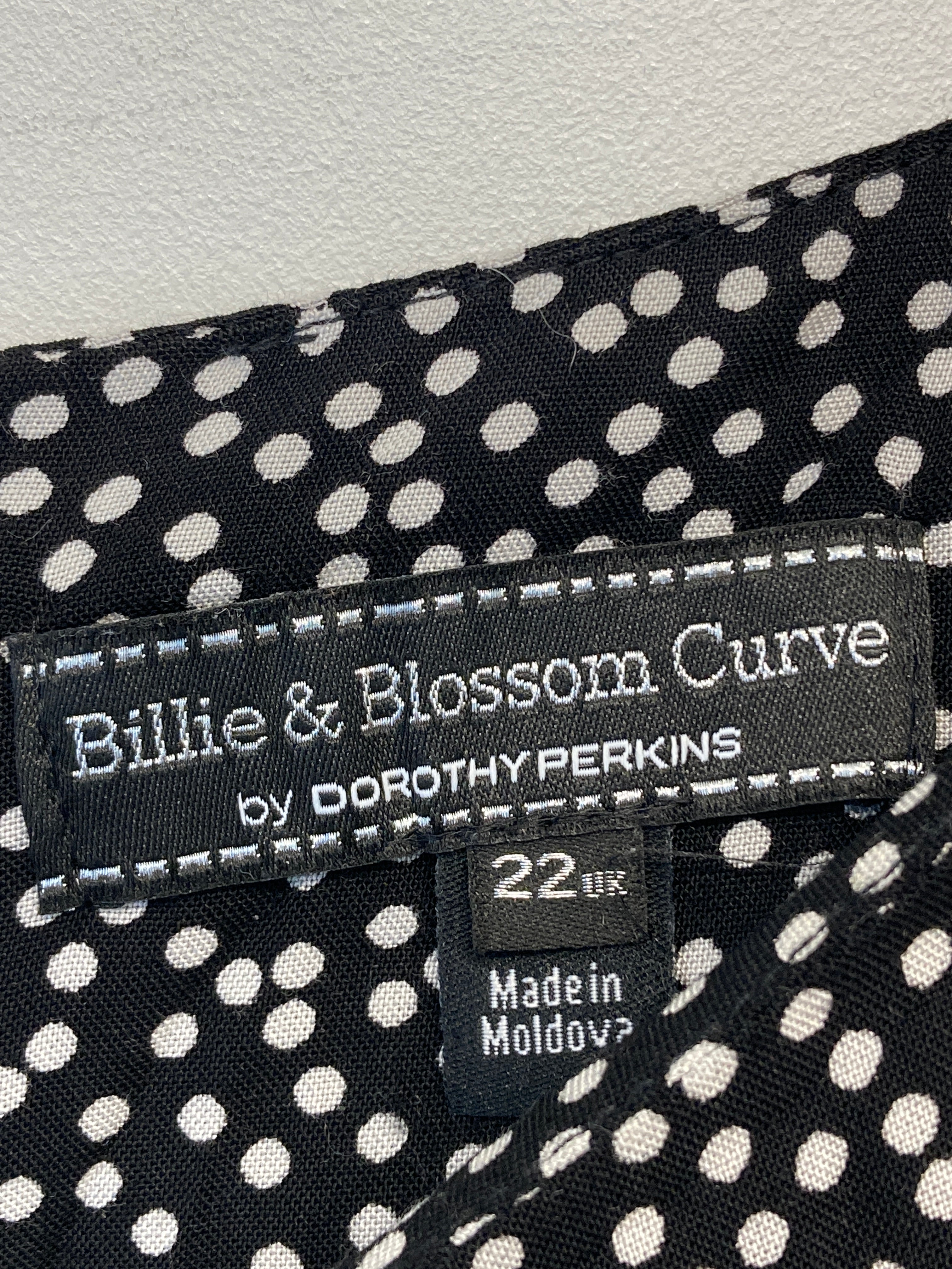 Billie & Blossom Curve Kjole