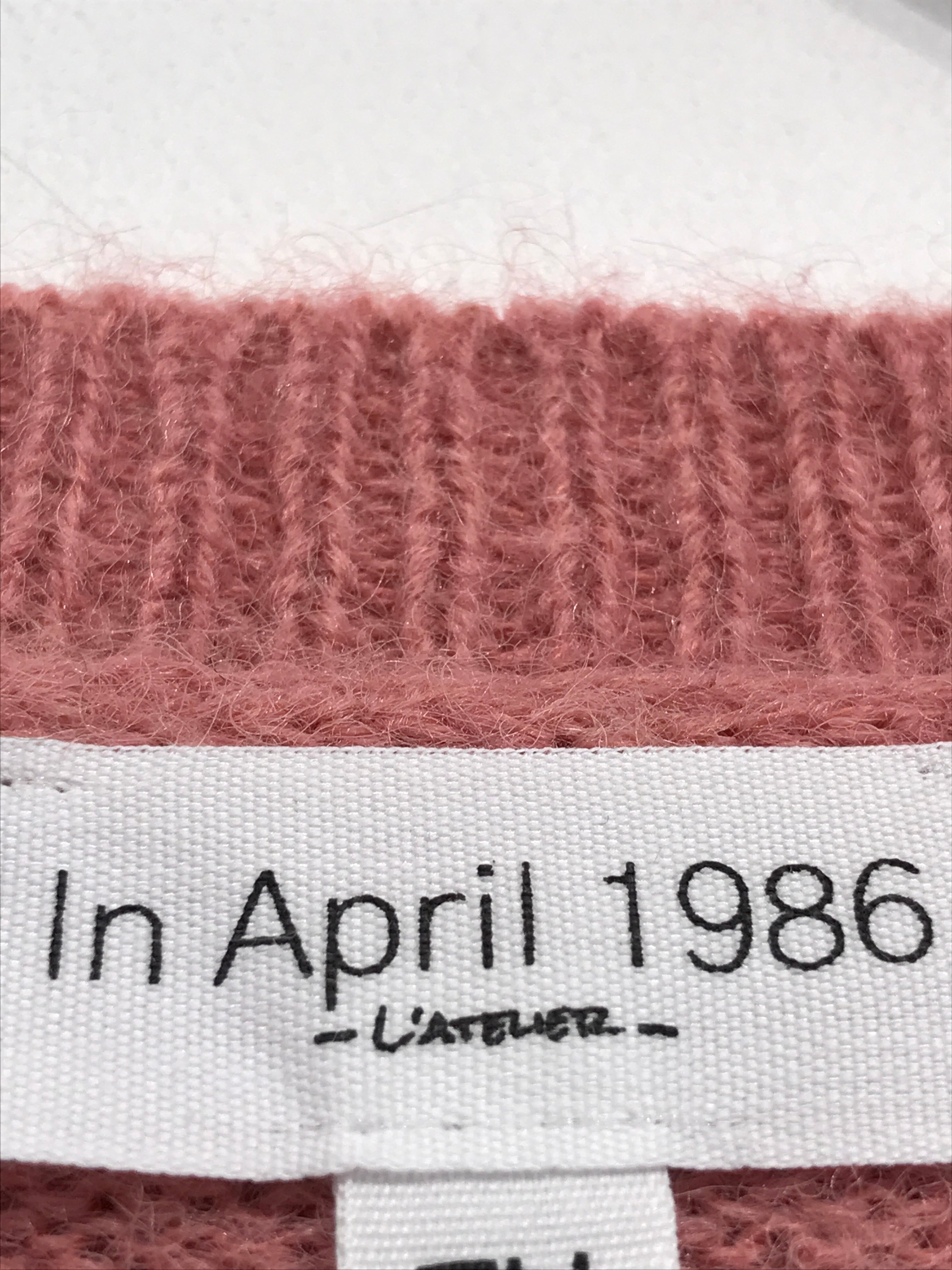 In April 1986 Strik Bluse