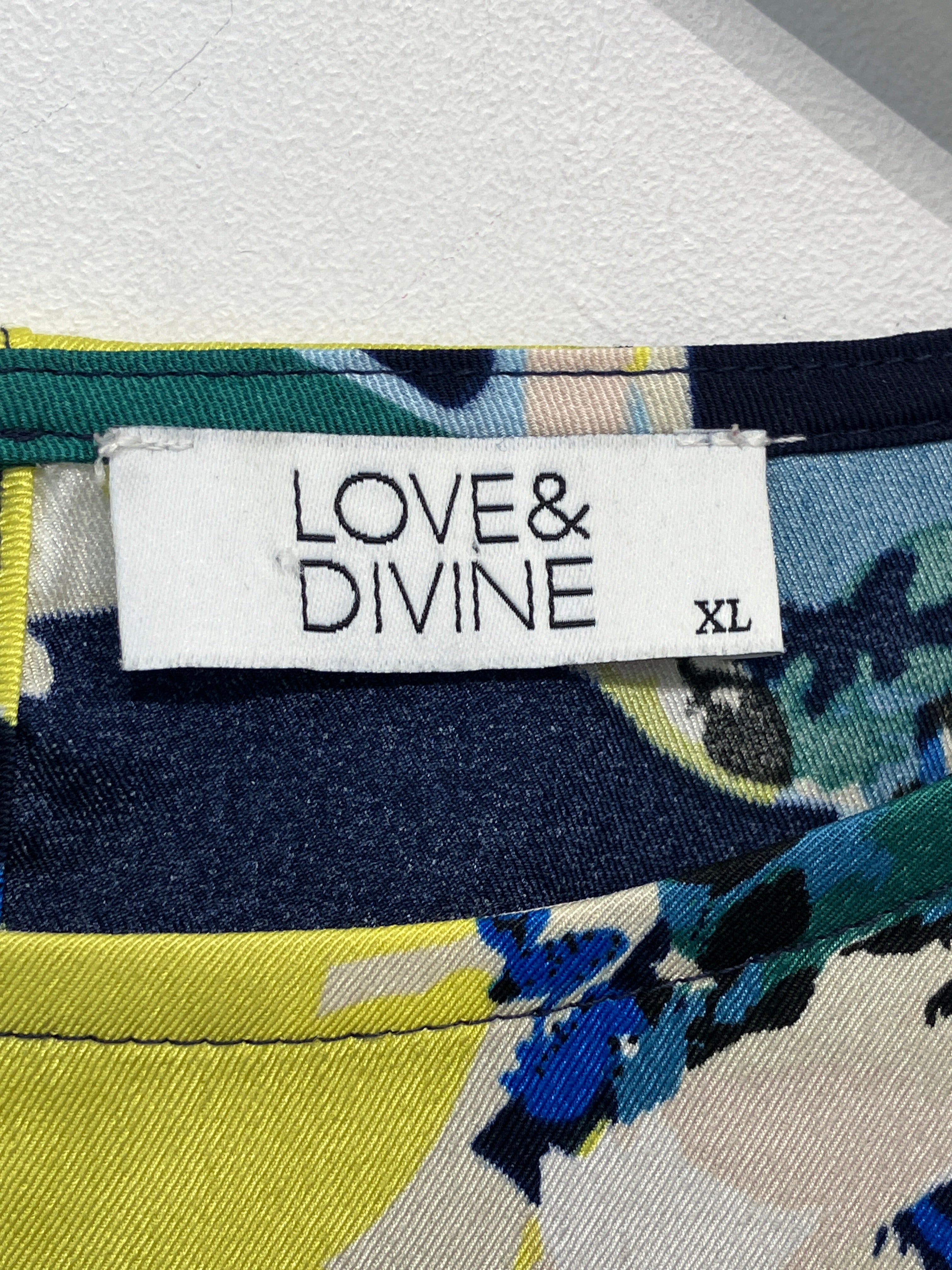 Love & Divine Bluse