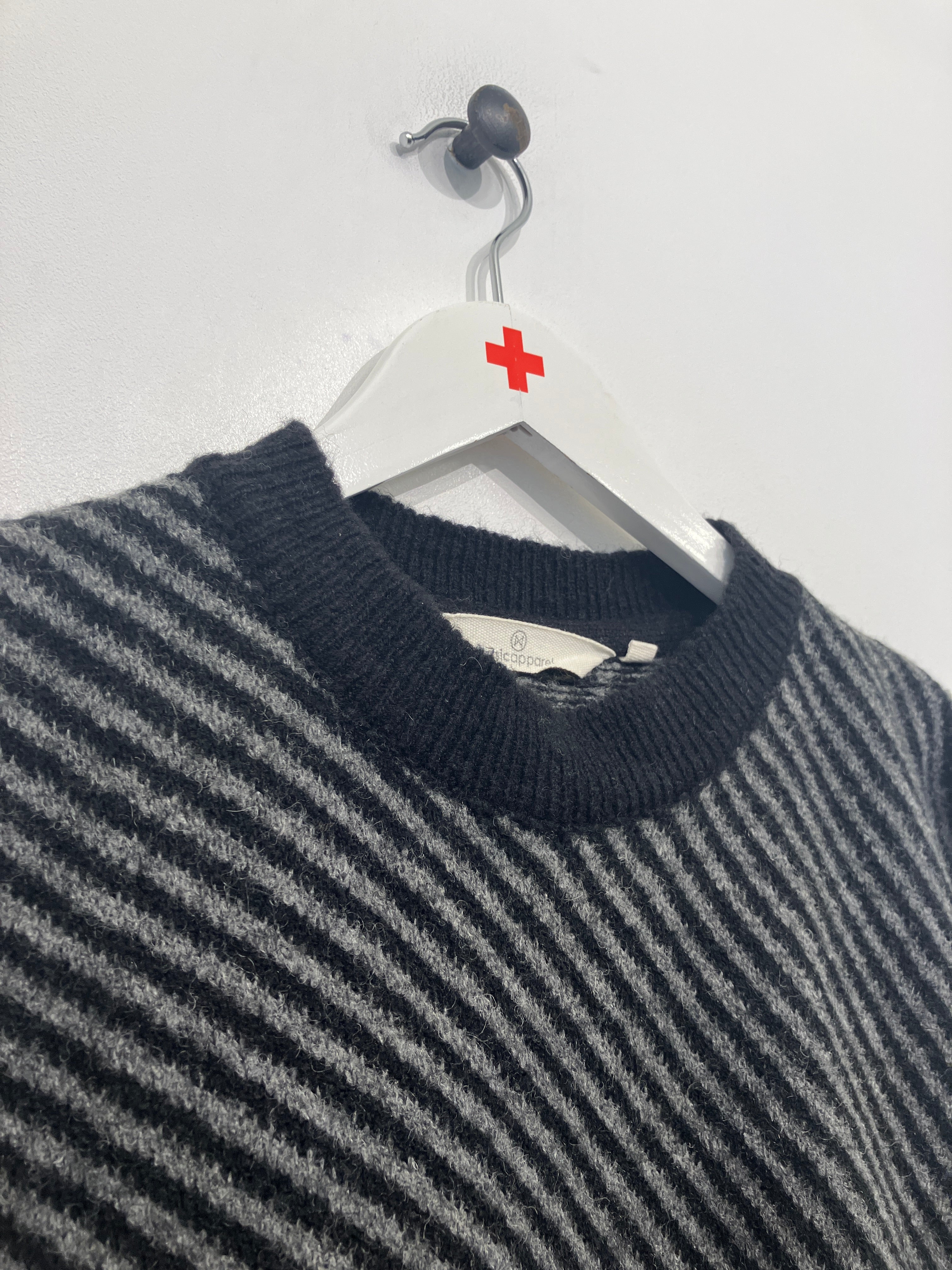 Basic Apparel Strikbluse