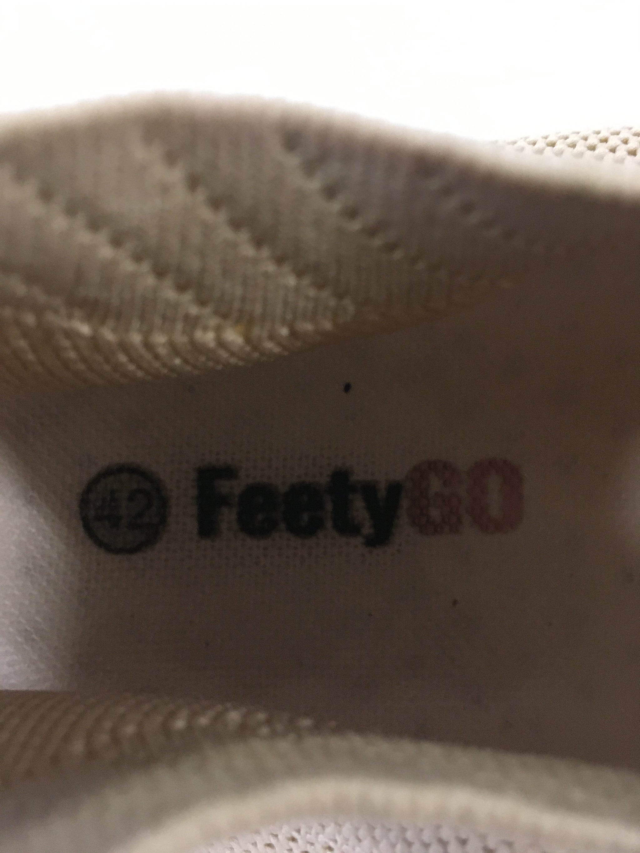 FeetyGO Sneakers