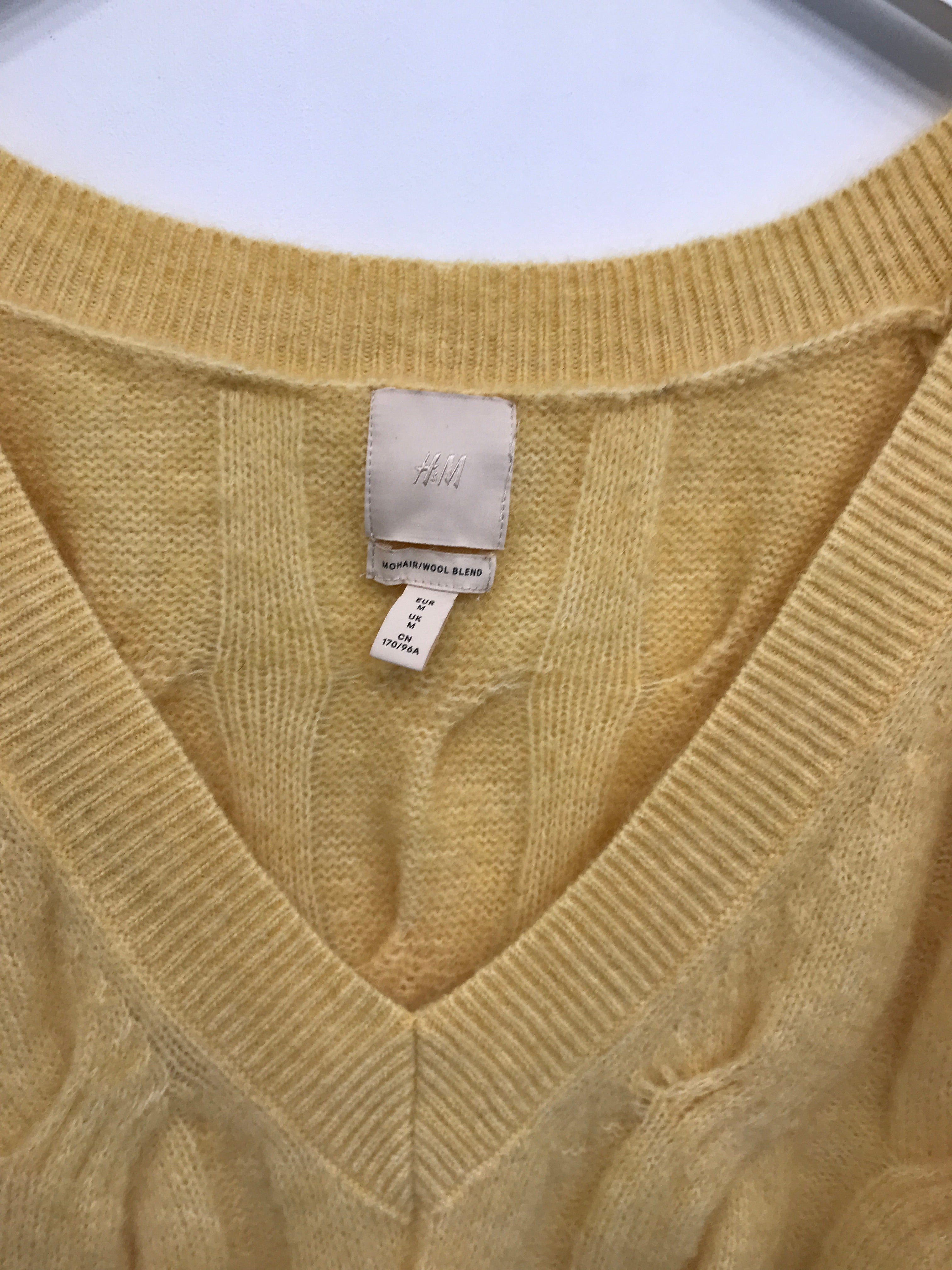 H&M Sweater