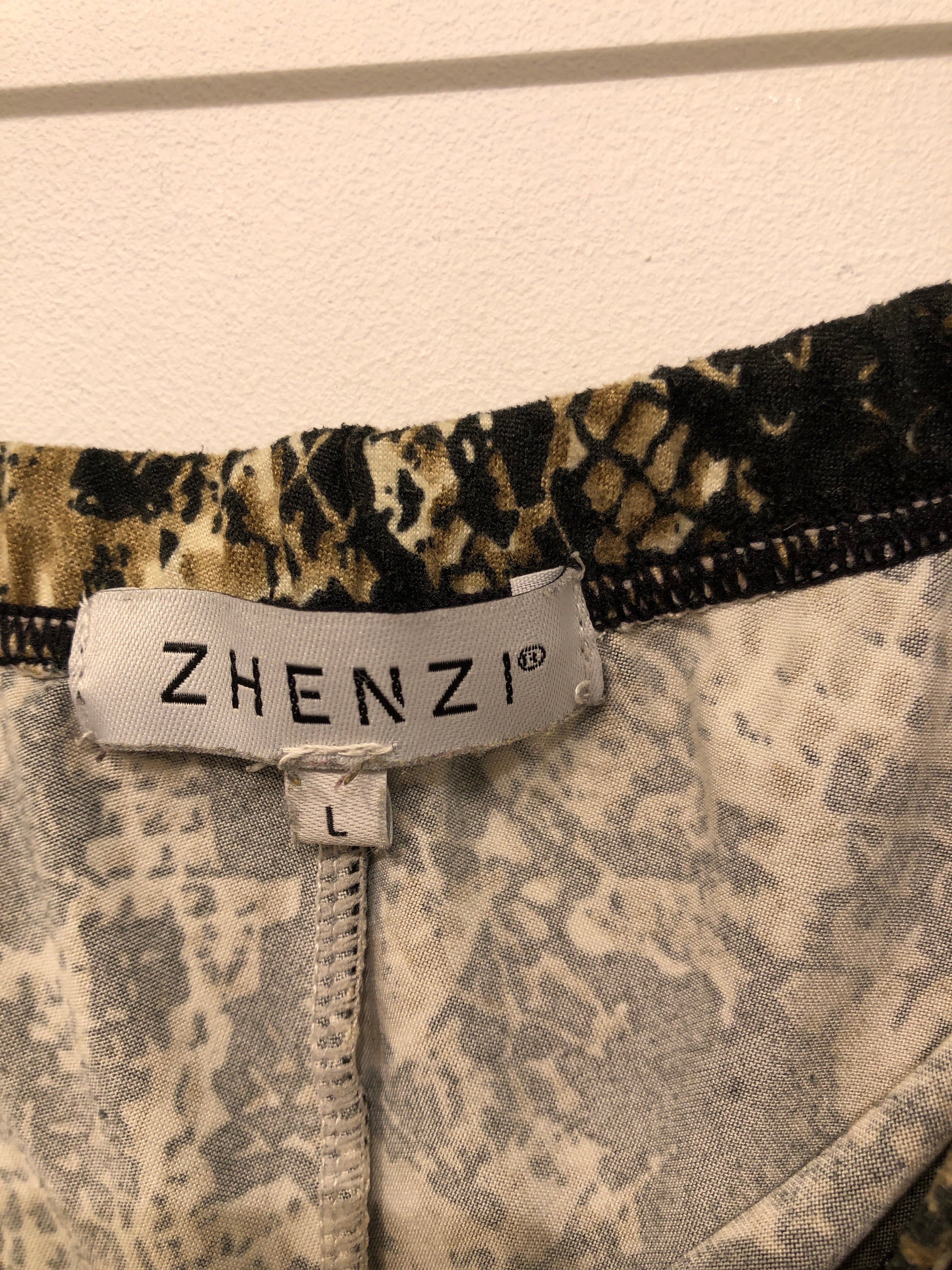 Zhenzi Bukser