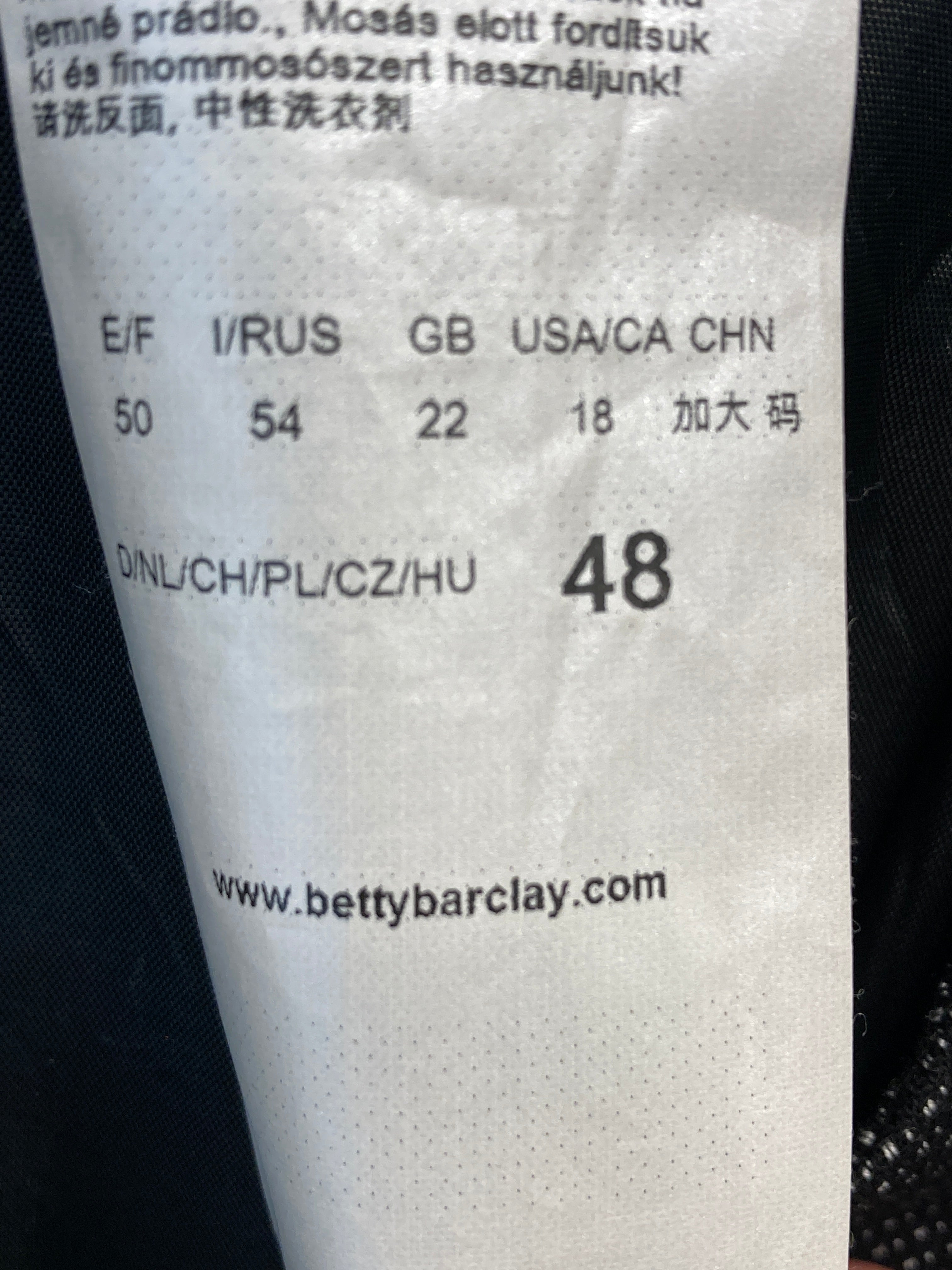 Betty Barclay Nederdel