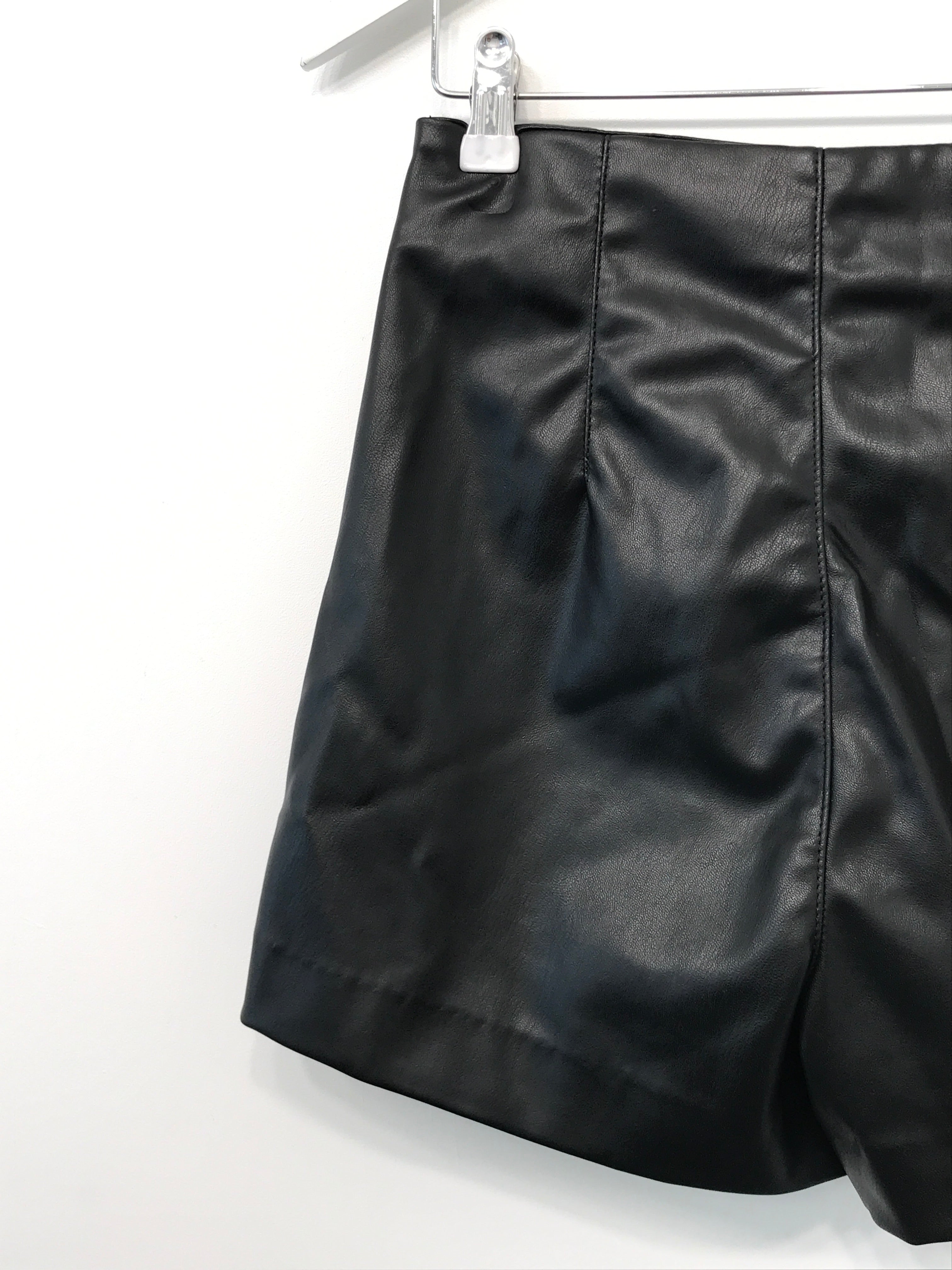 Devided Shorts