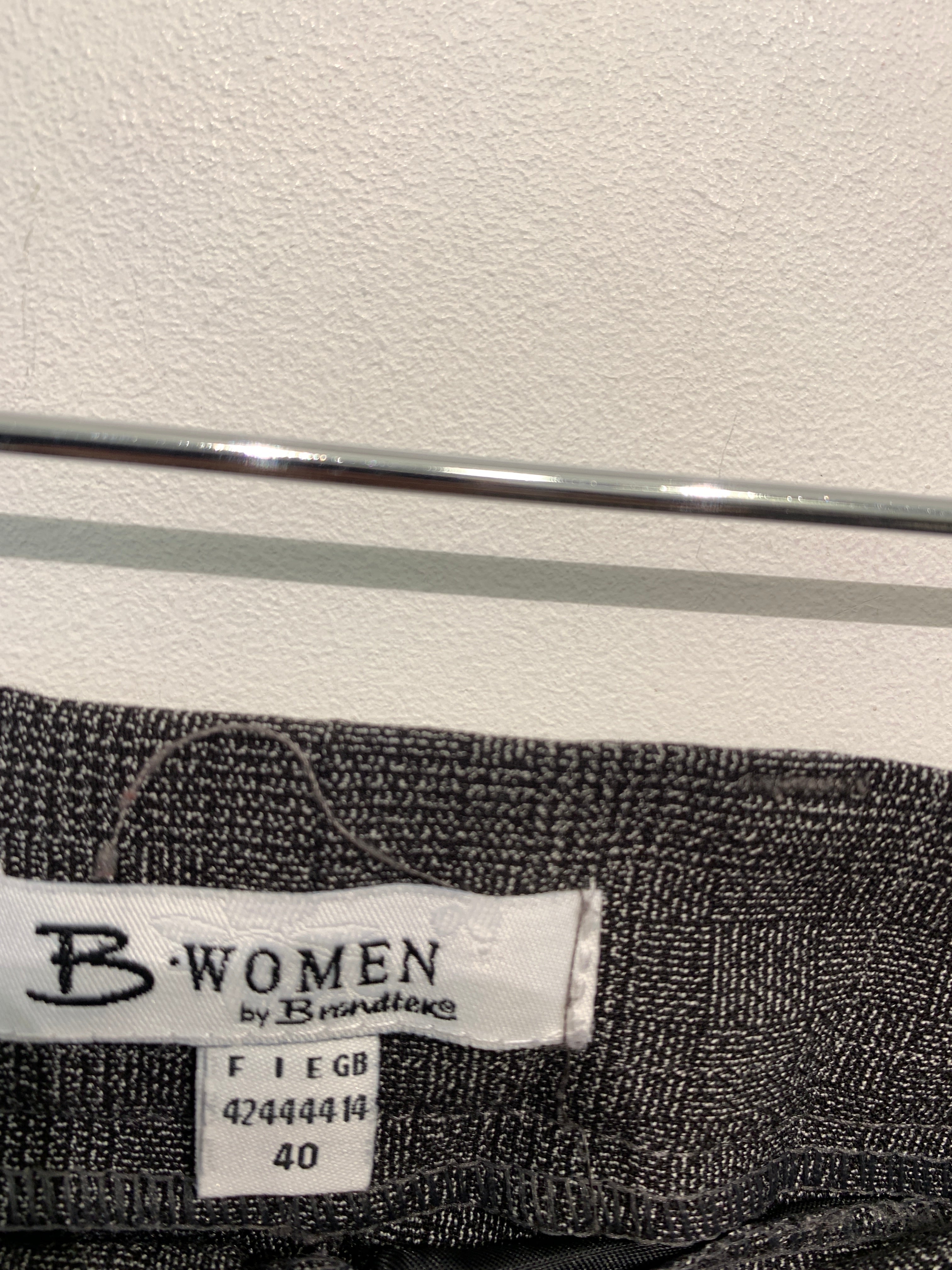 B.Women Bukser
