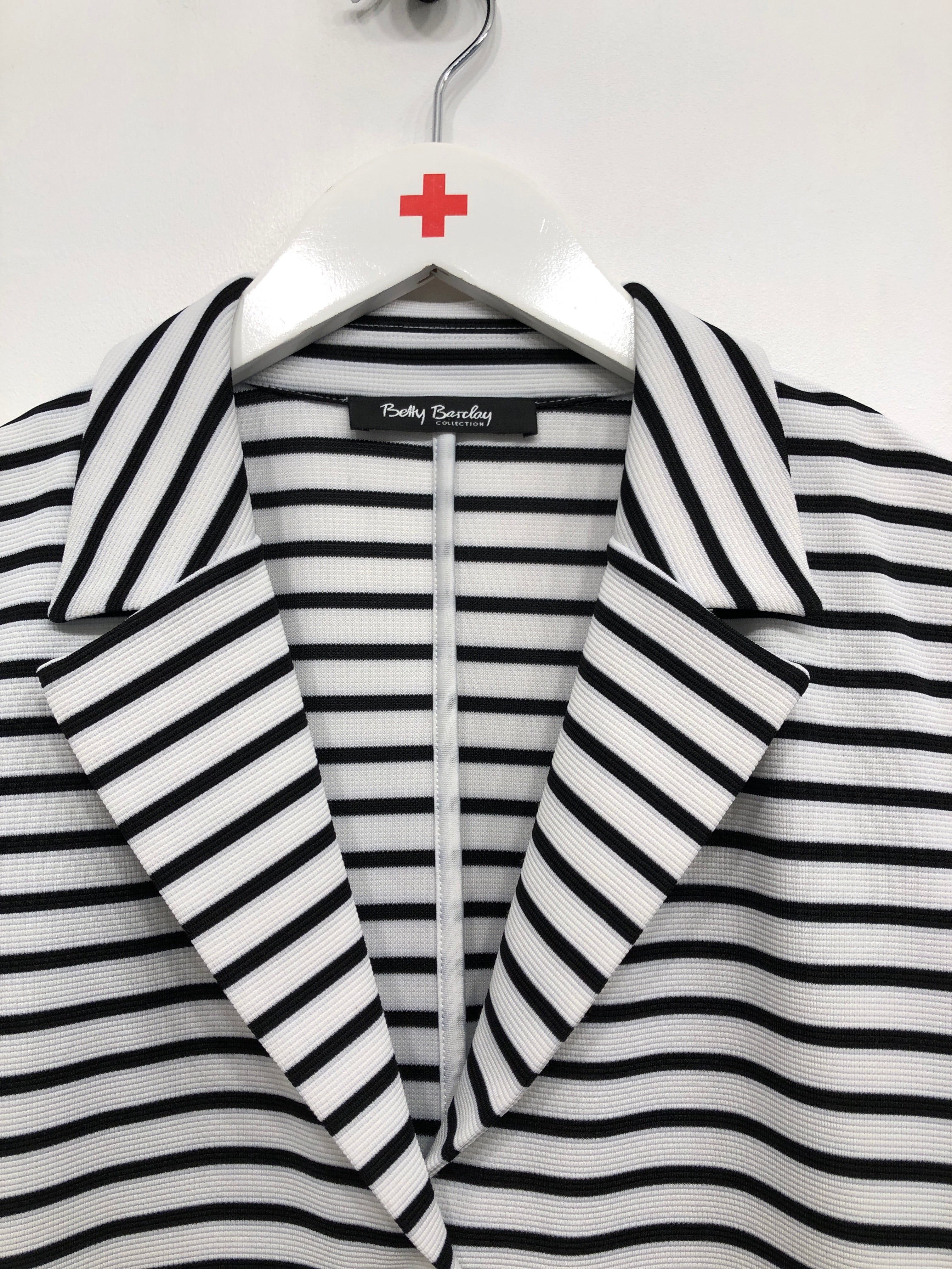 Betty Barcley Blazer