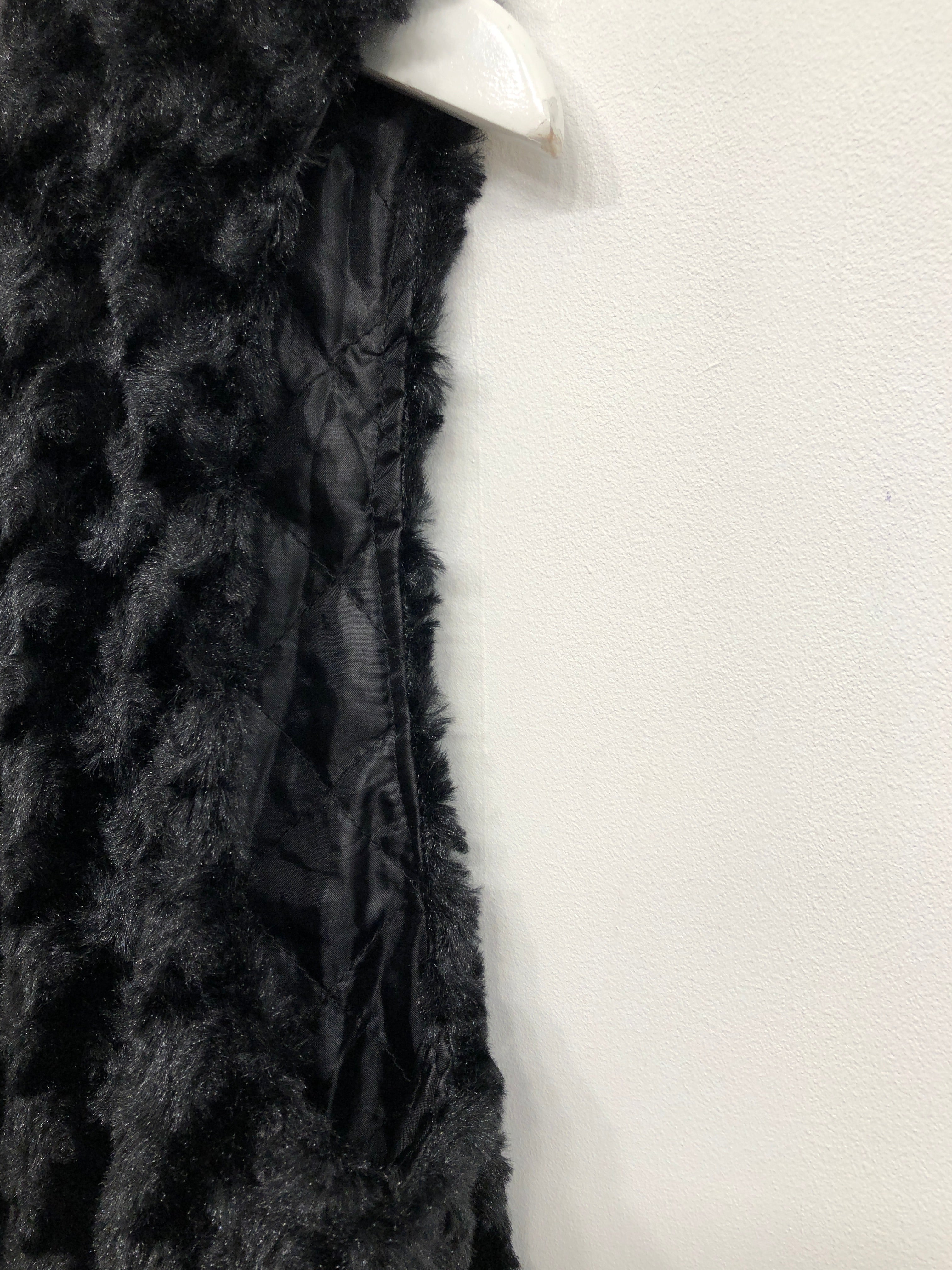 Dani Vest