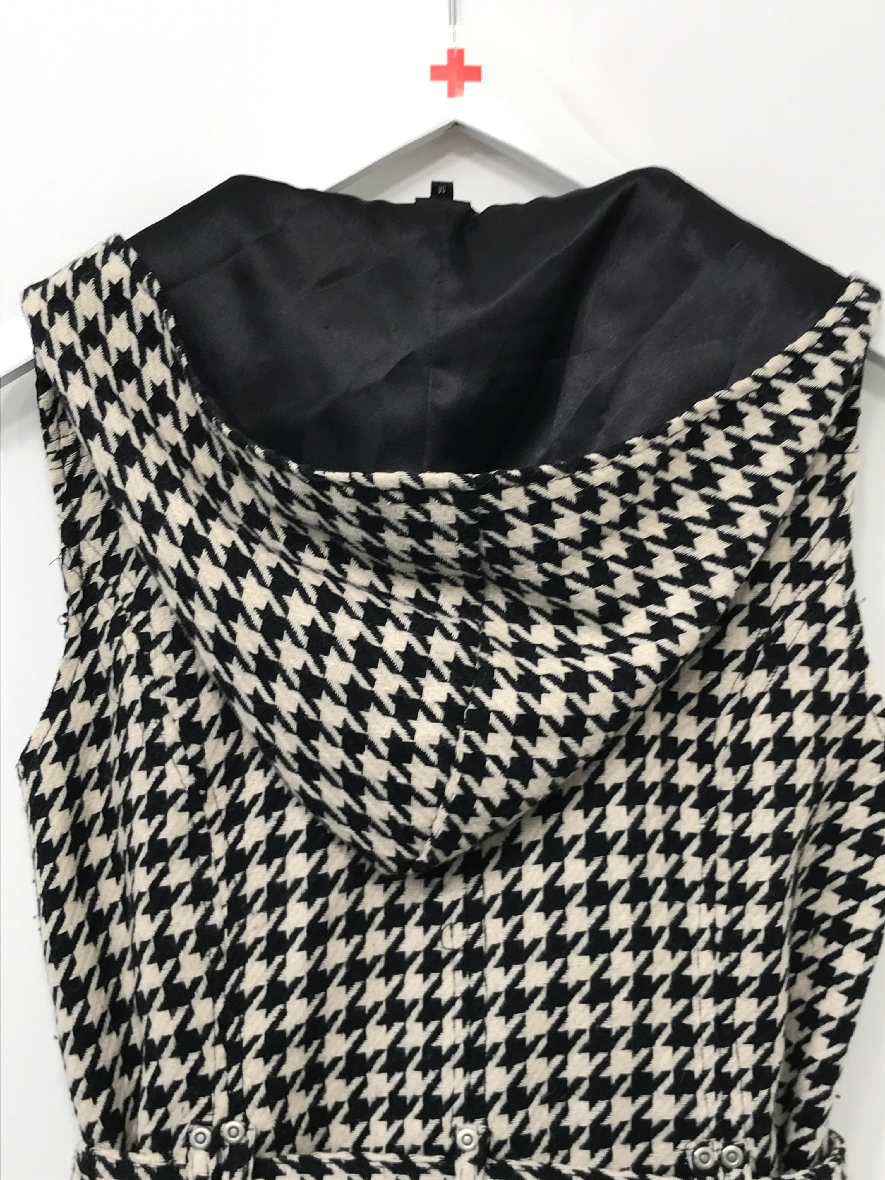 Ze-Ze Vest