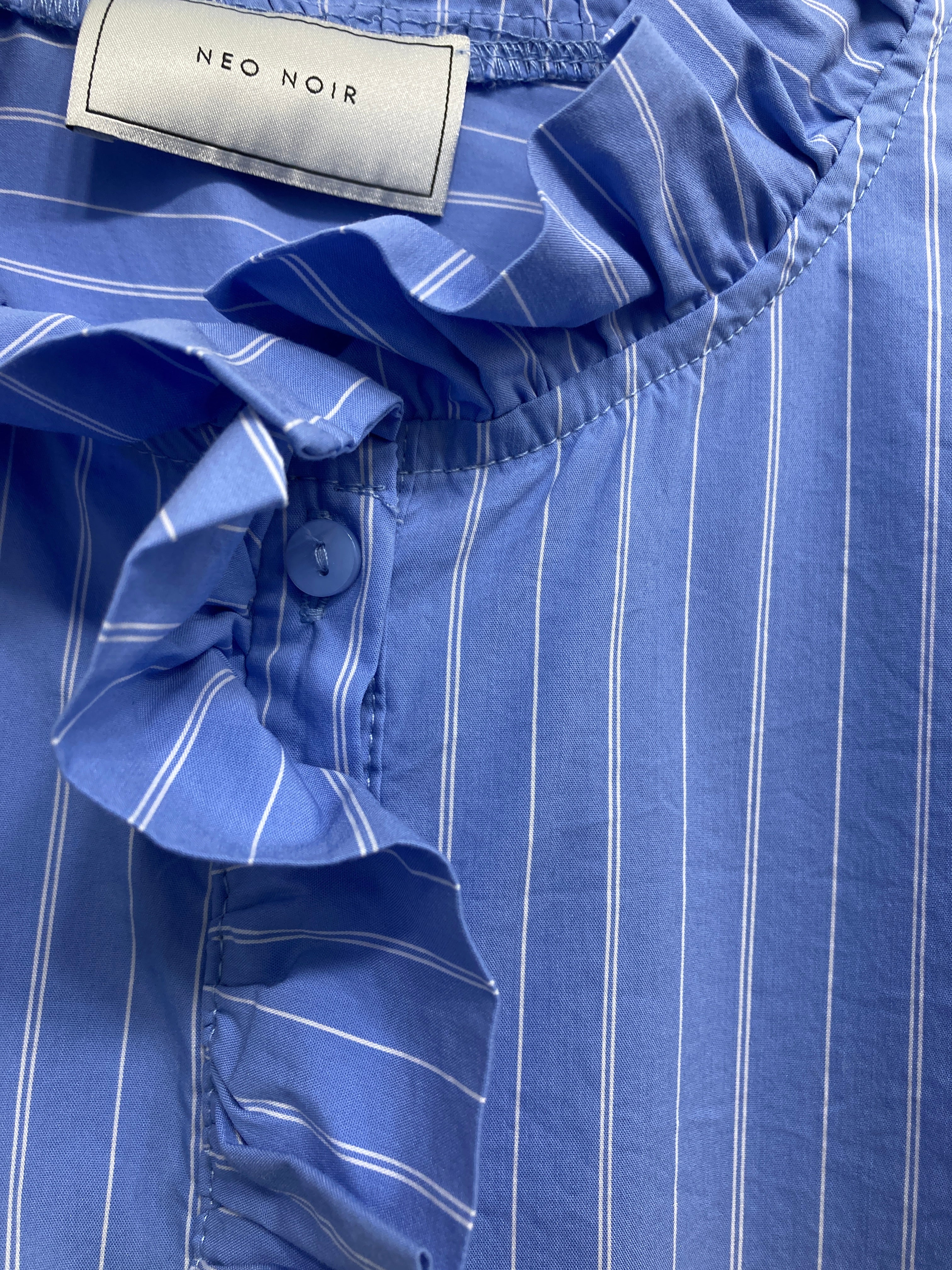 Neo Noir Bluse