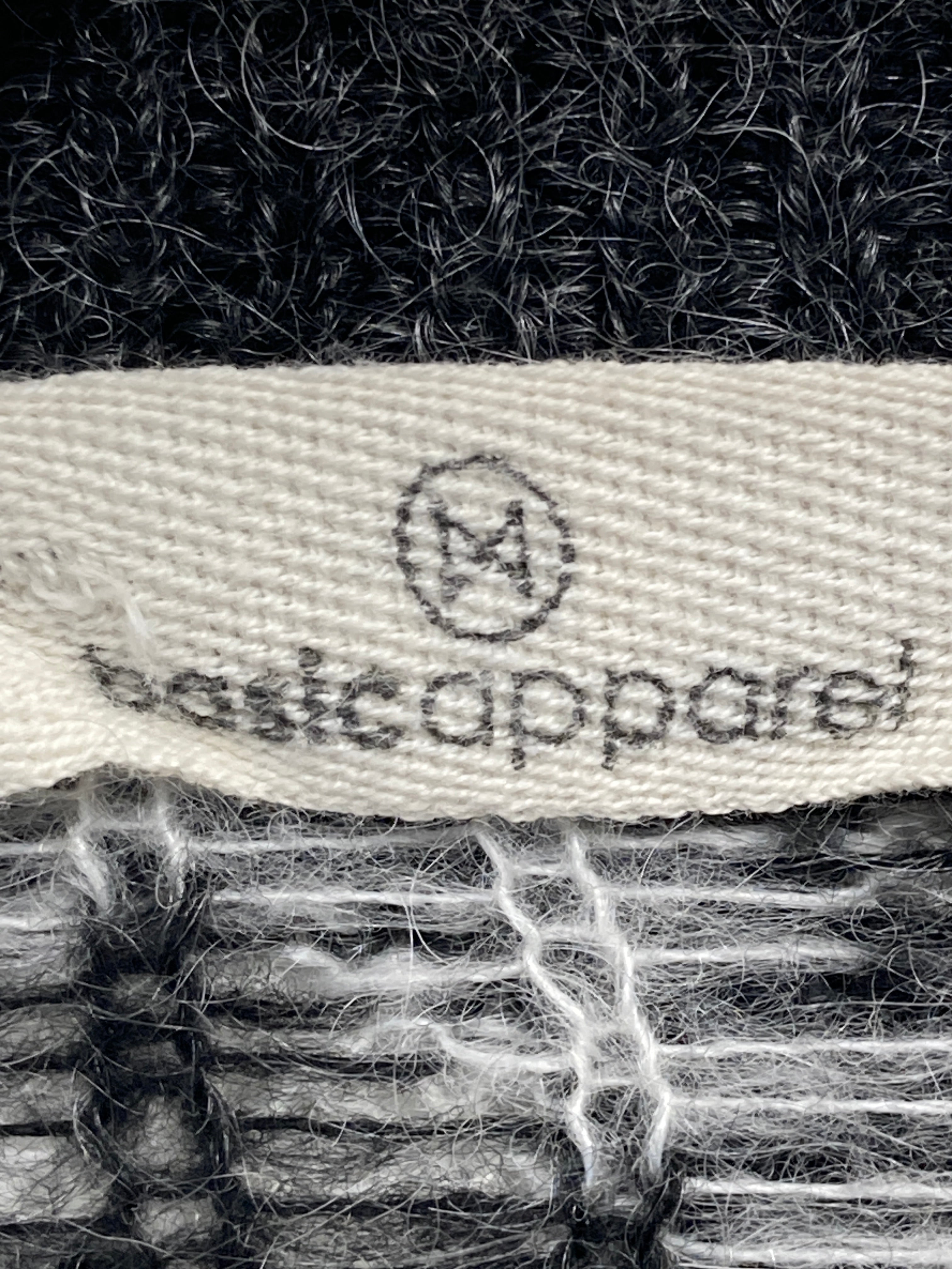 Basic Apparel Strik