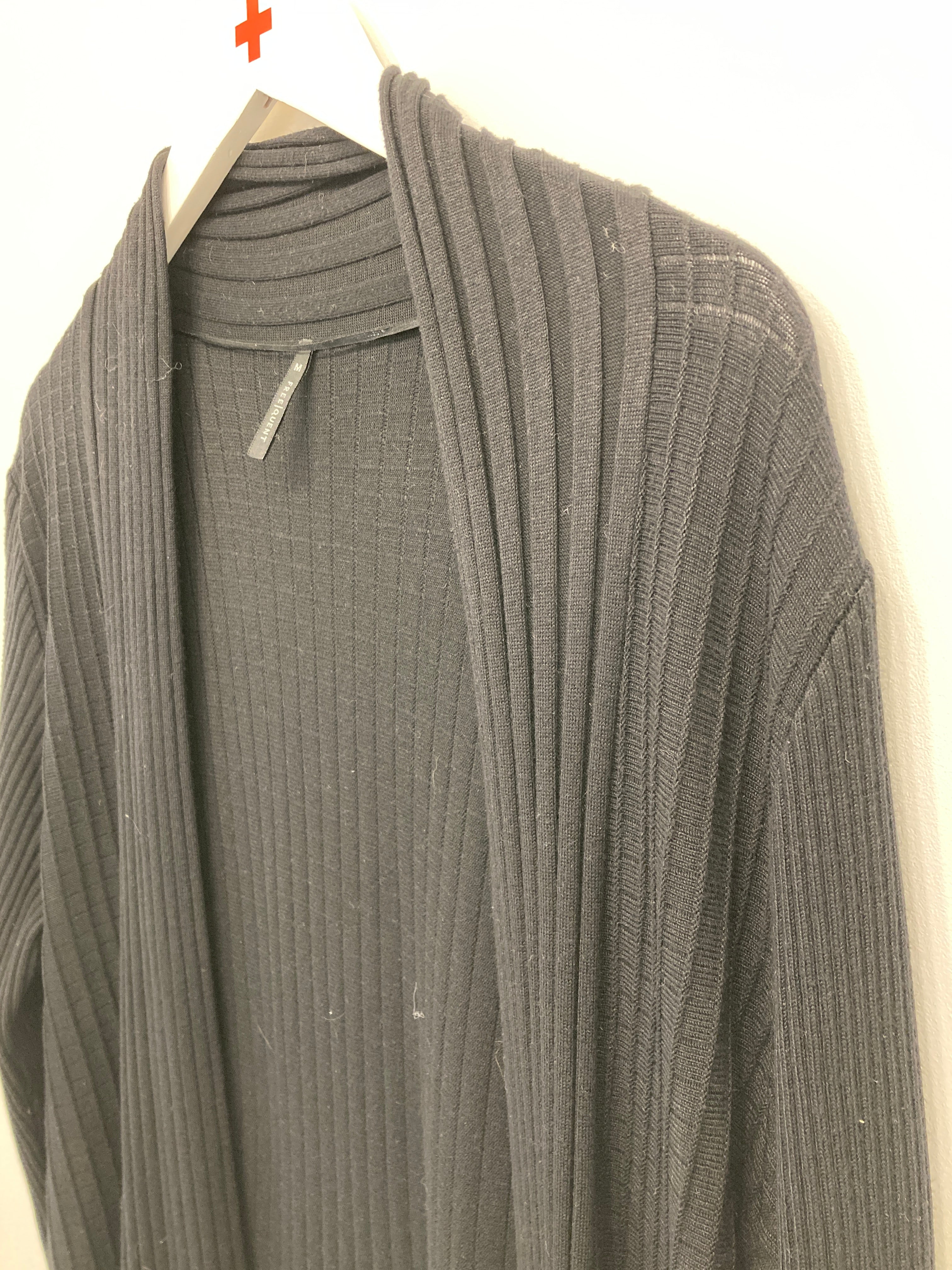 FreeQuent Cardigan