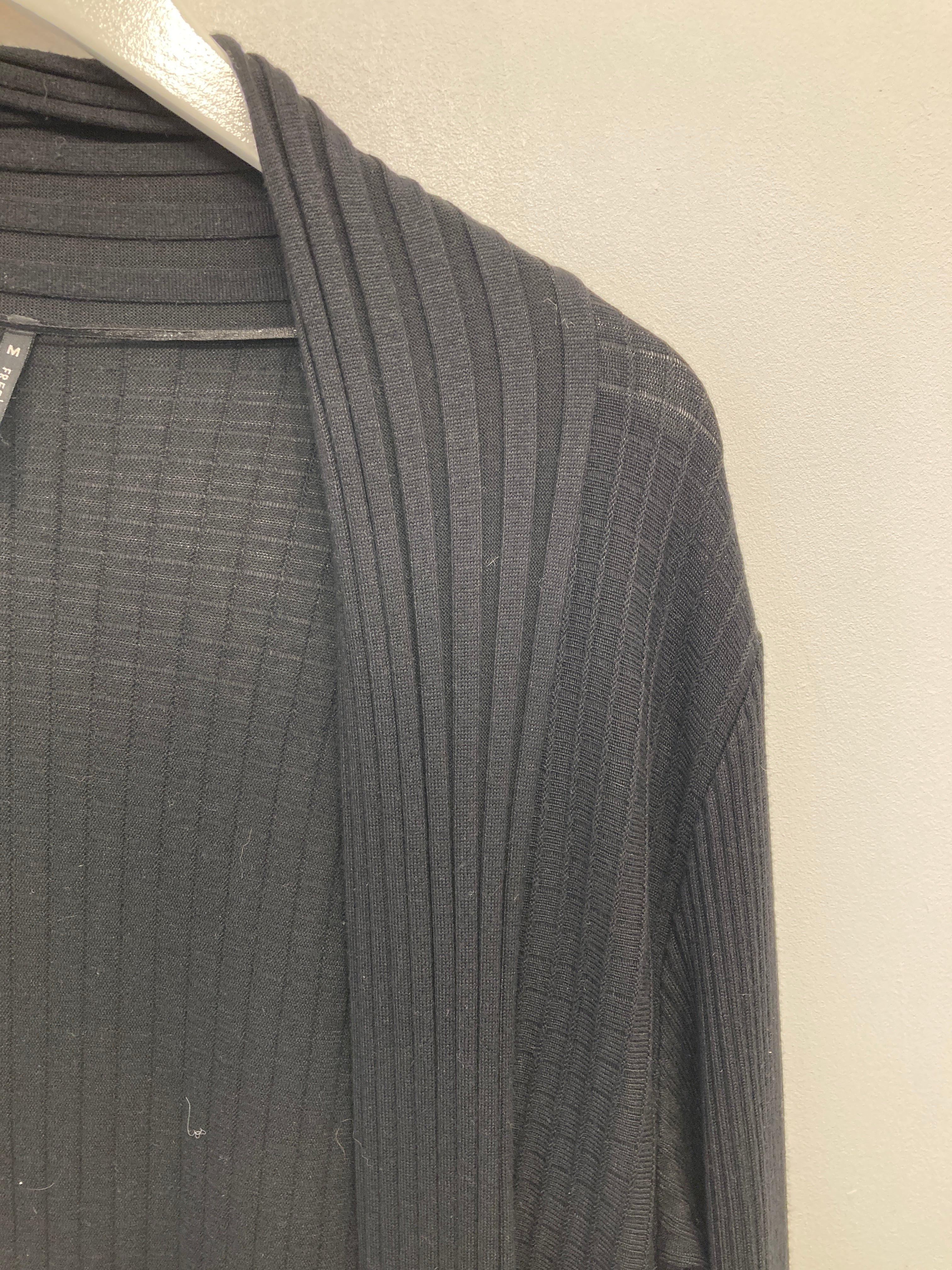 FreeQuent Cardigan