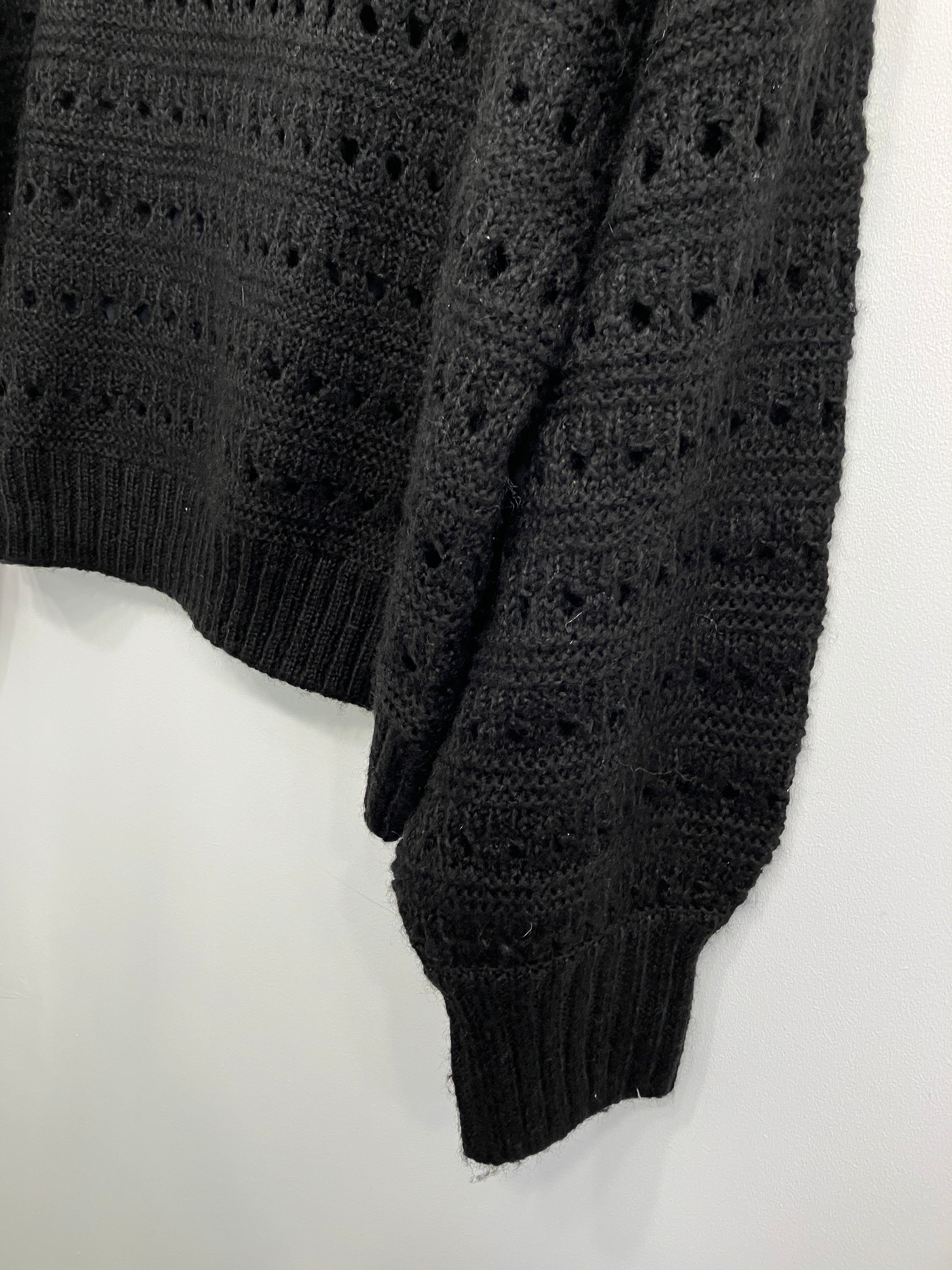 Divided (H&M) Striktrøje