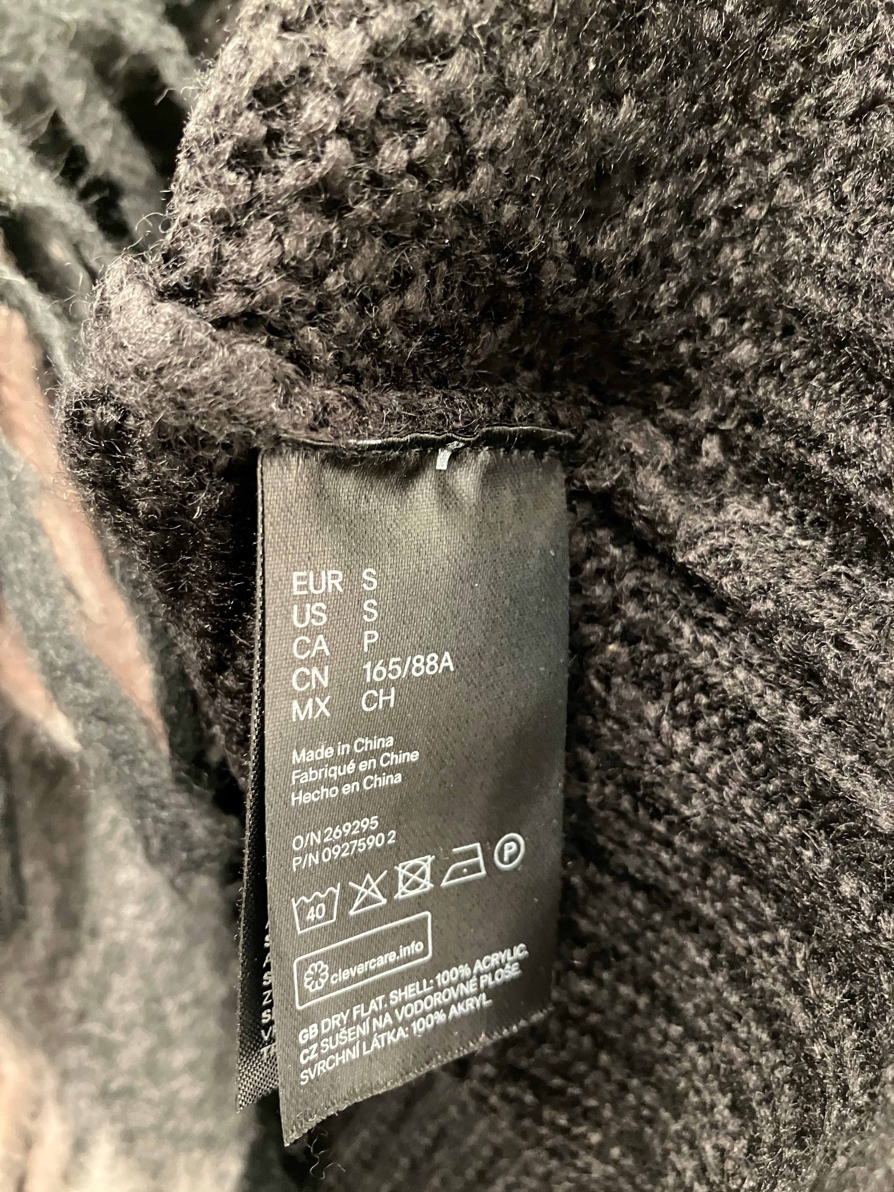 Divided (H&M) Striktrøje