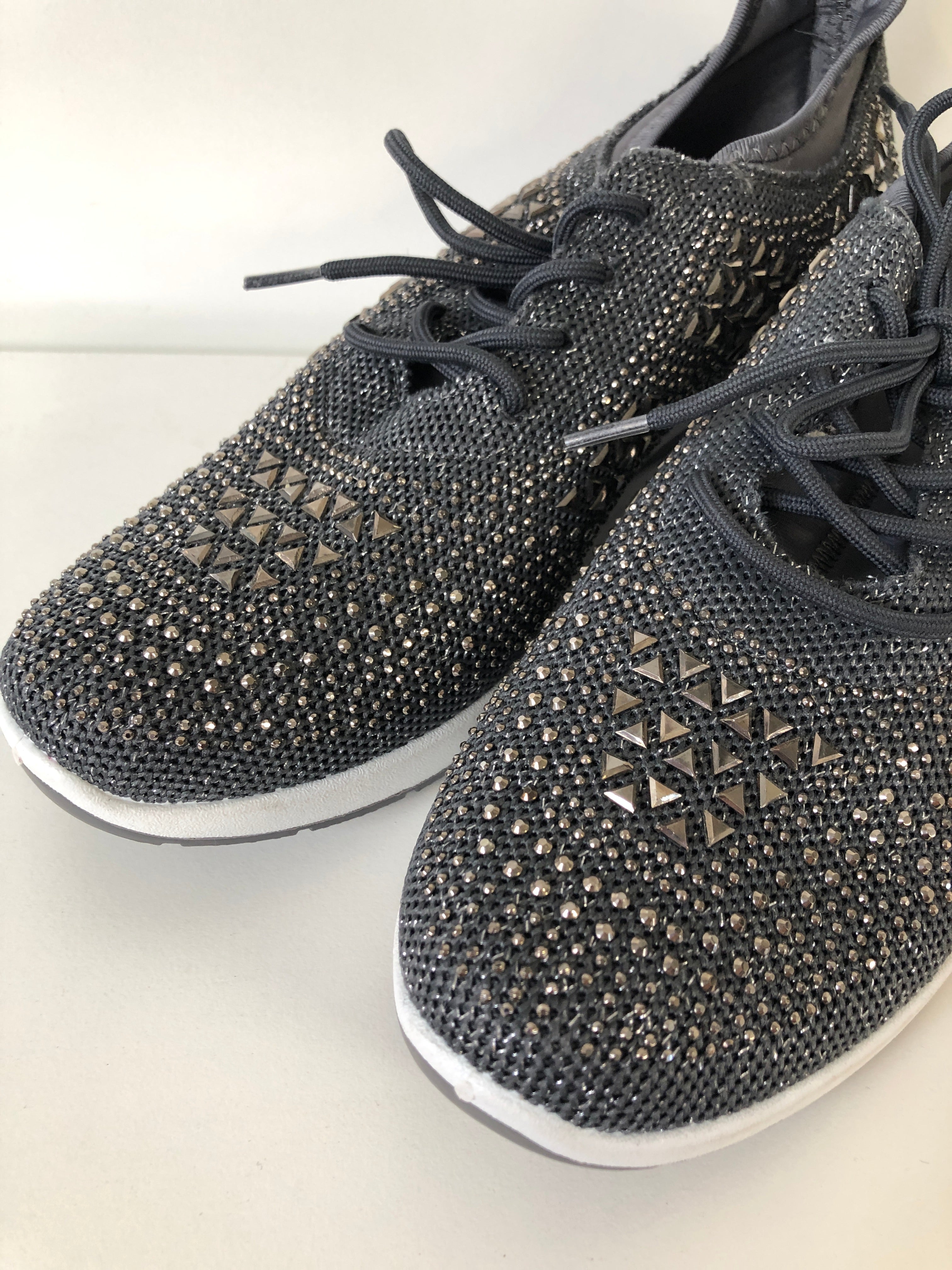 Graceland Sneakers