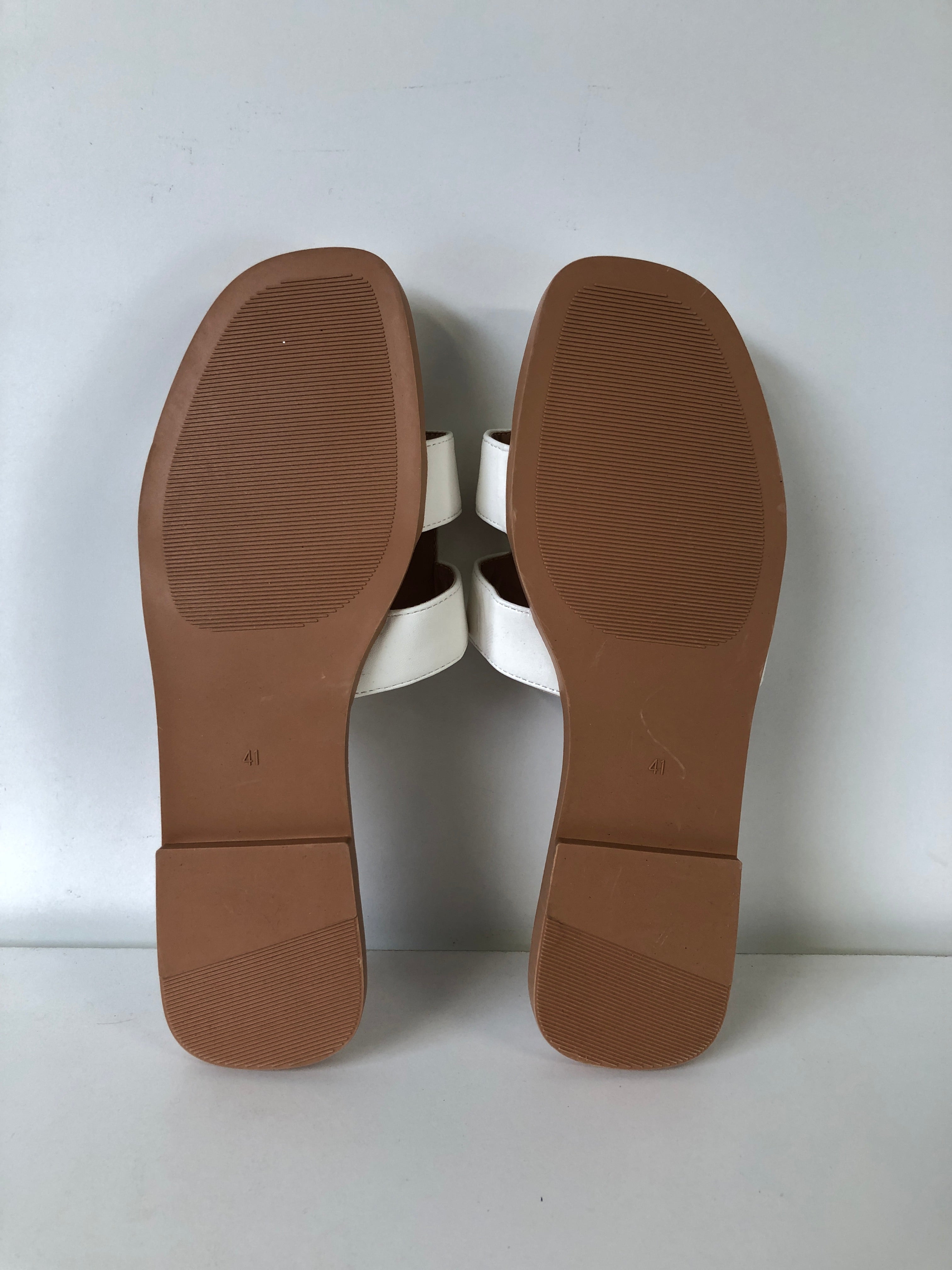 Xmingli Sandaler