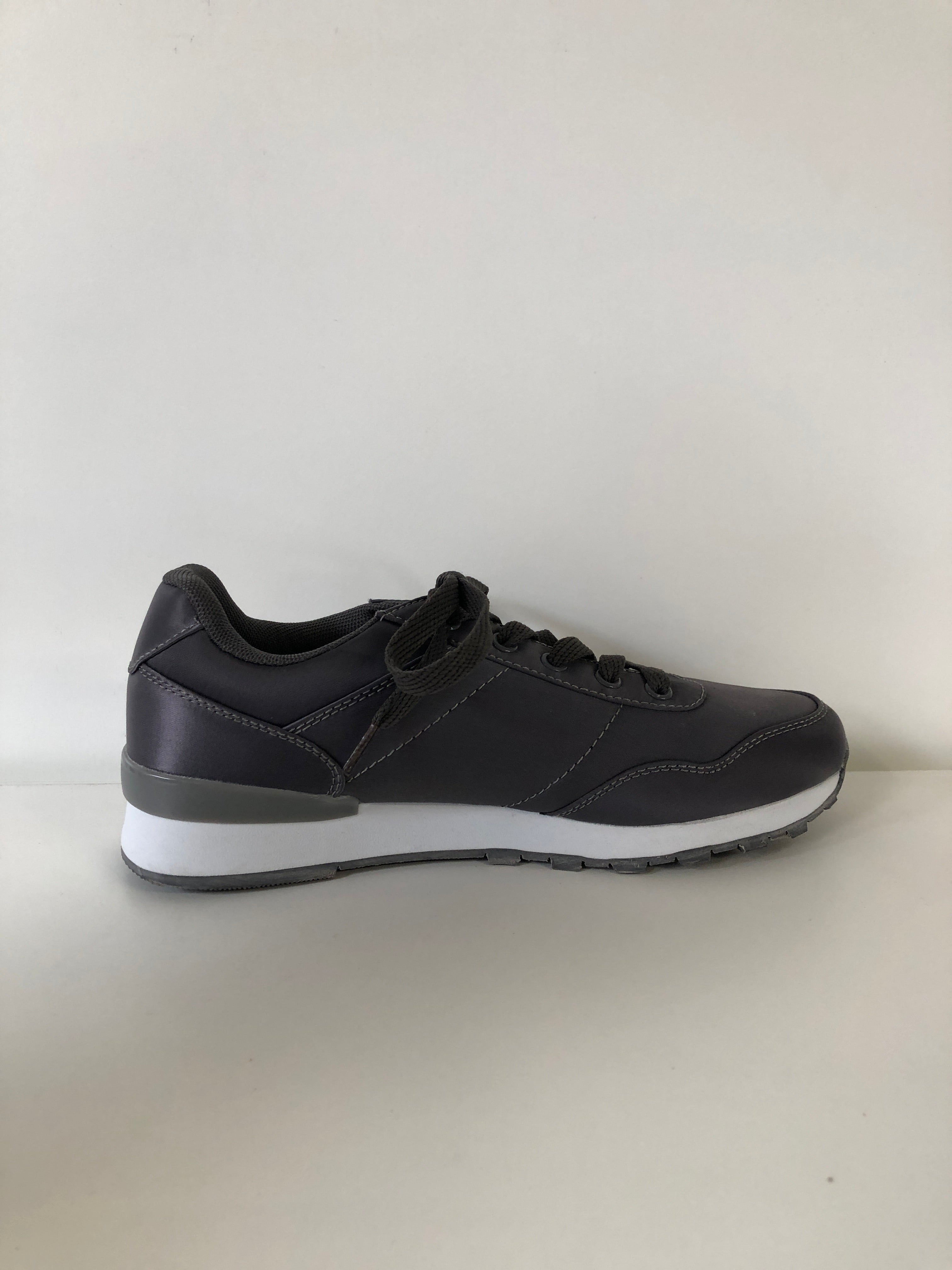 Coop Sneakers