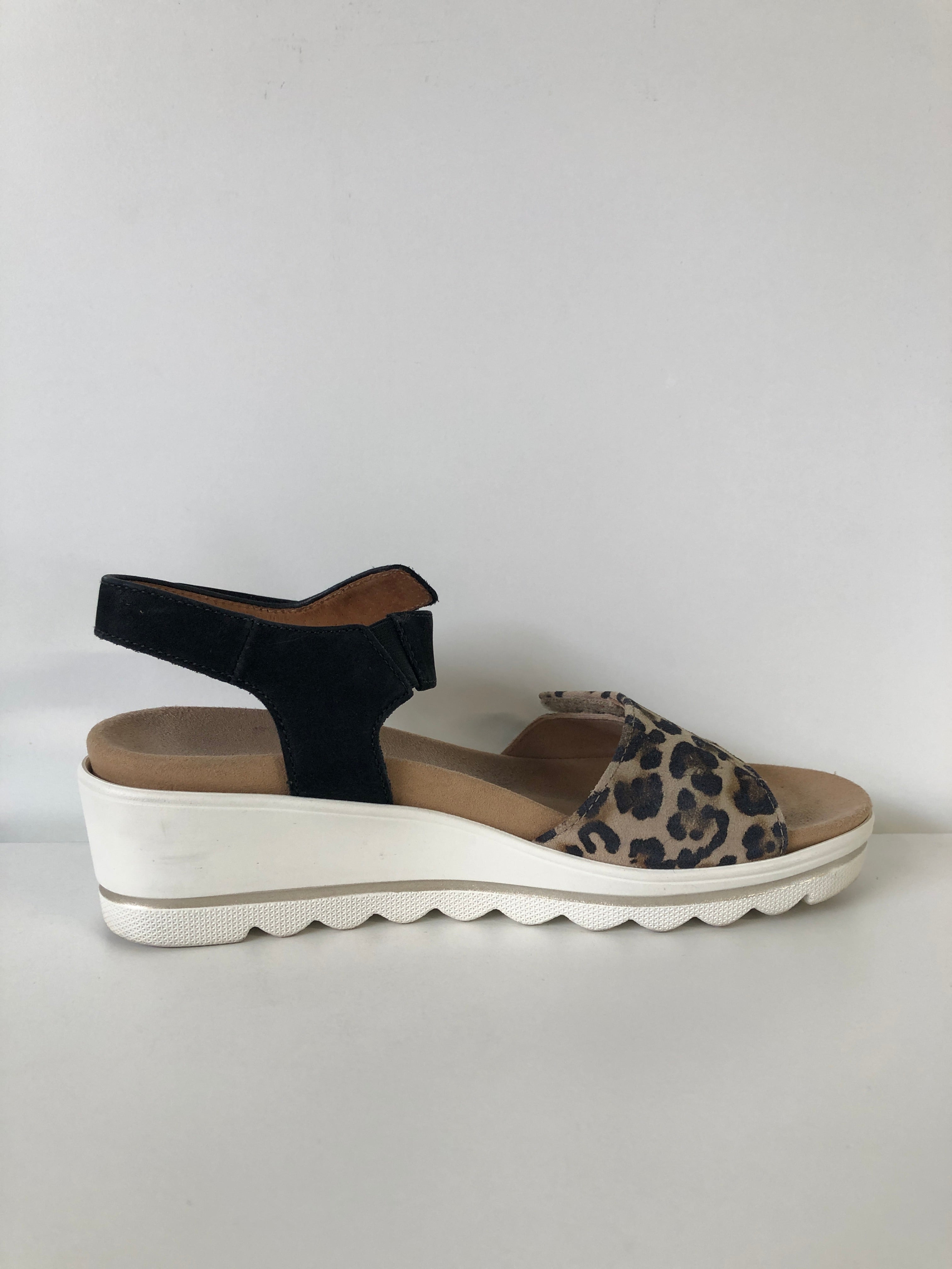 Gabor Sandaler