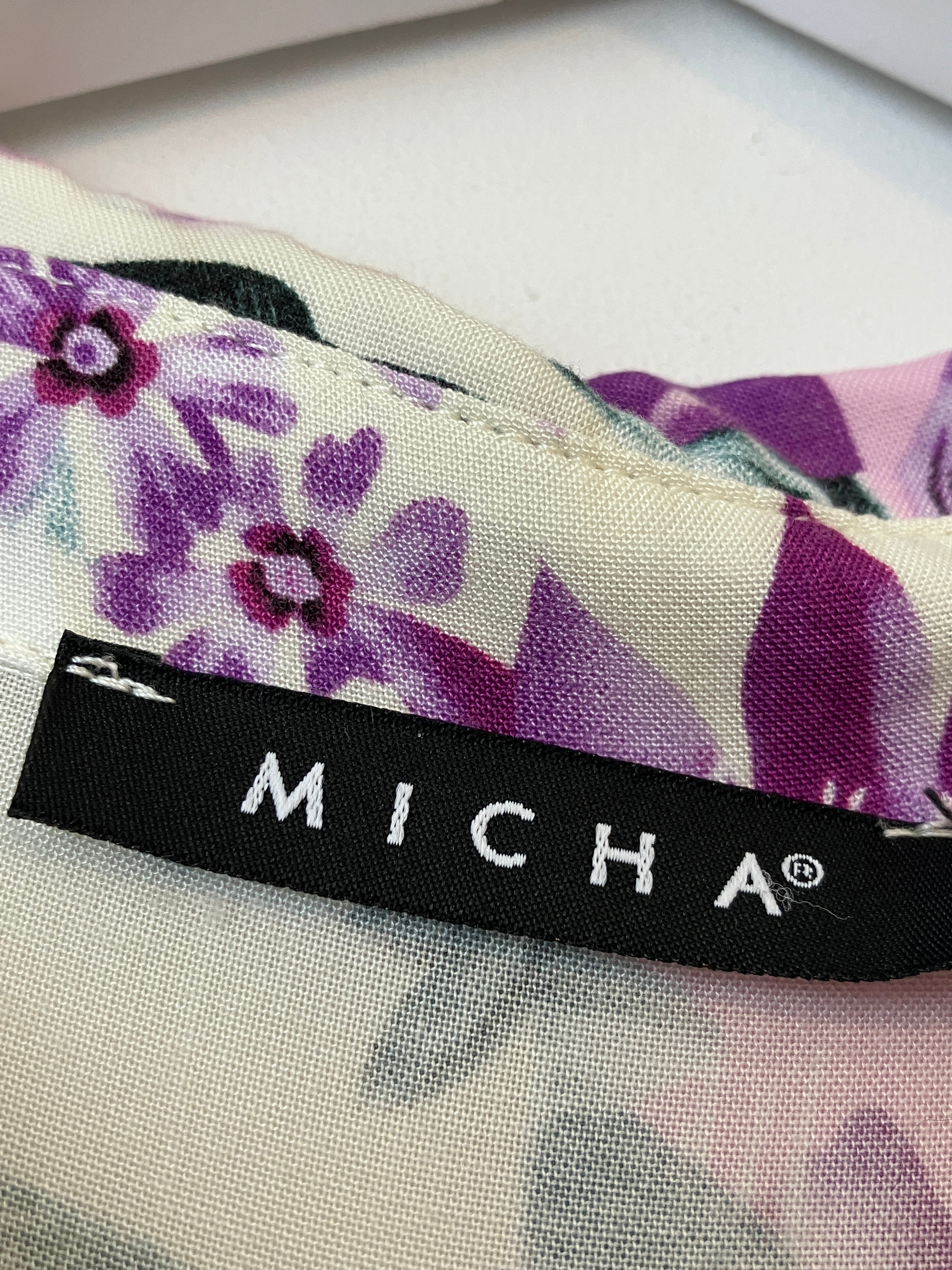 Micha Kjole