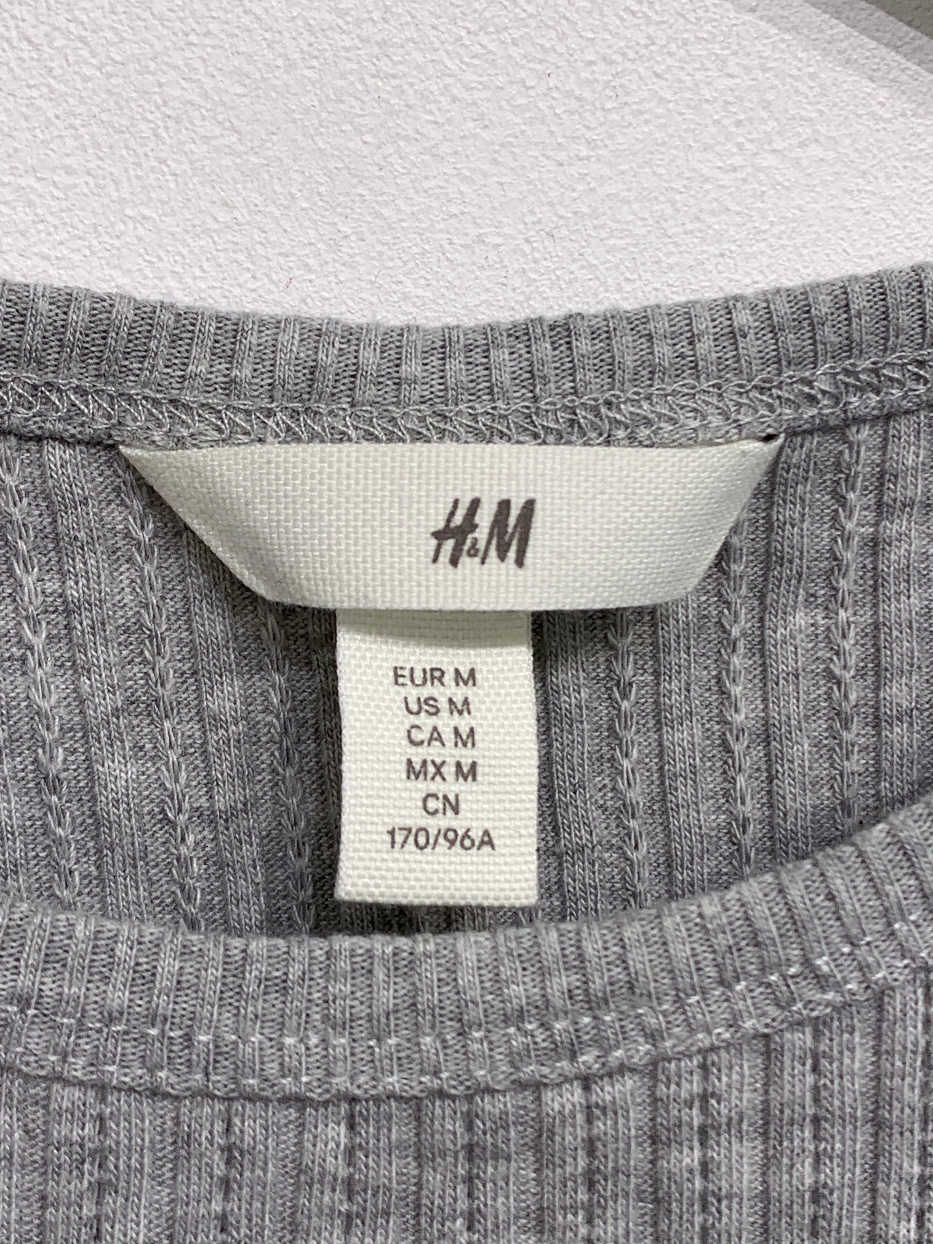 H&M T-shirt