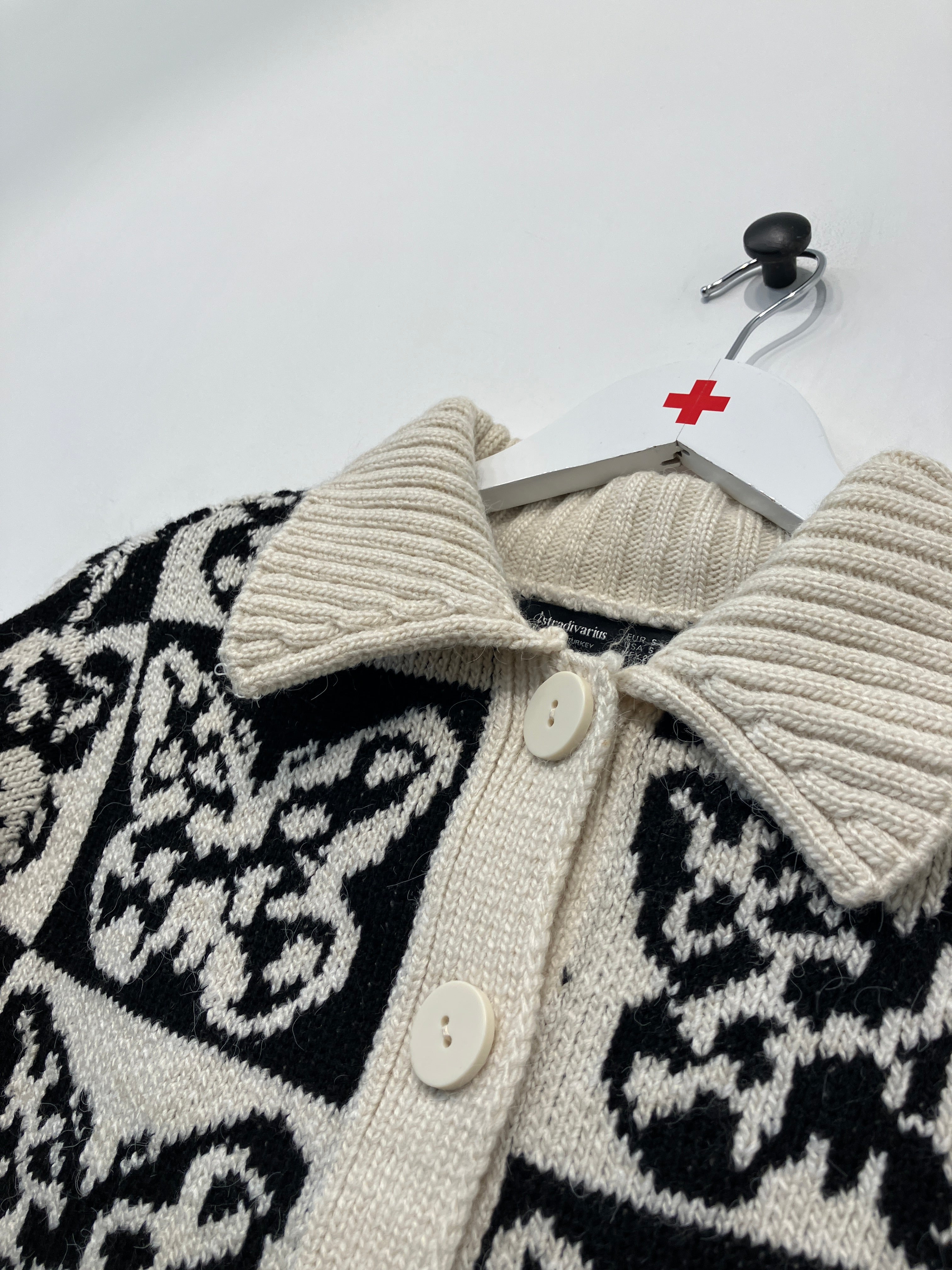 Stradivarius Cardigan