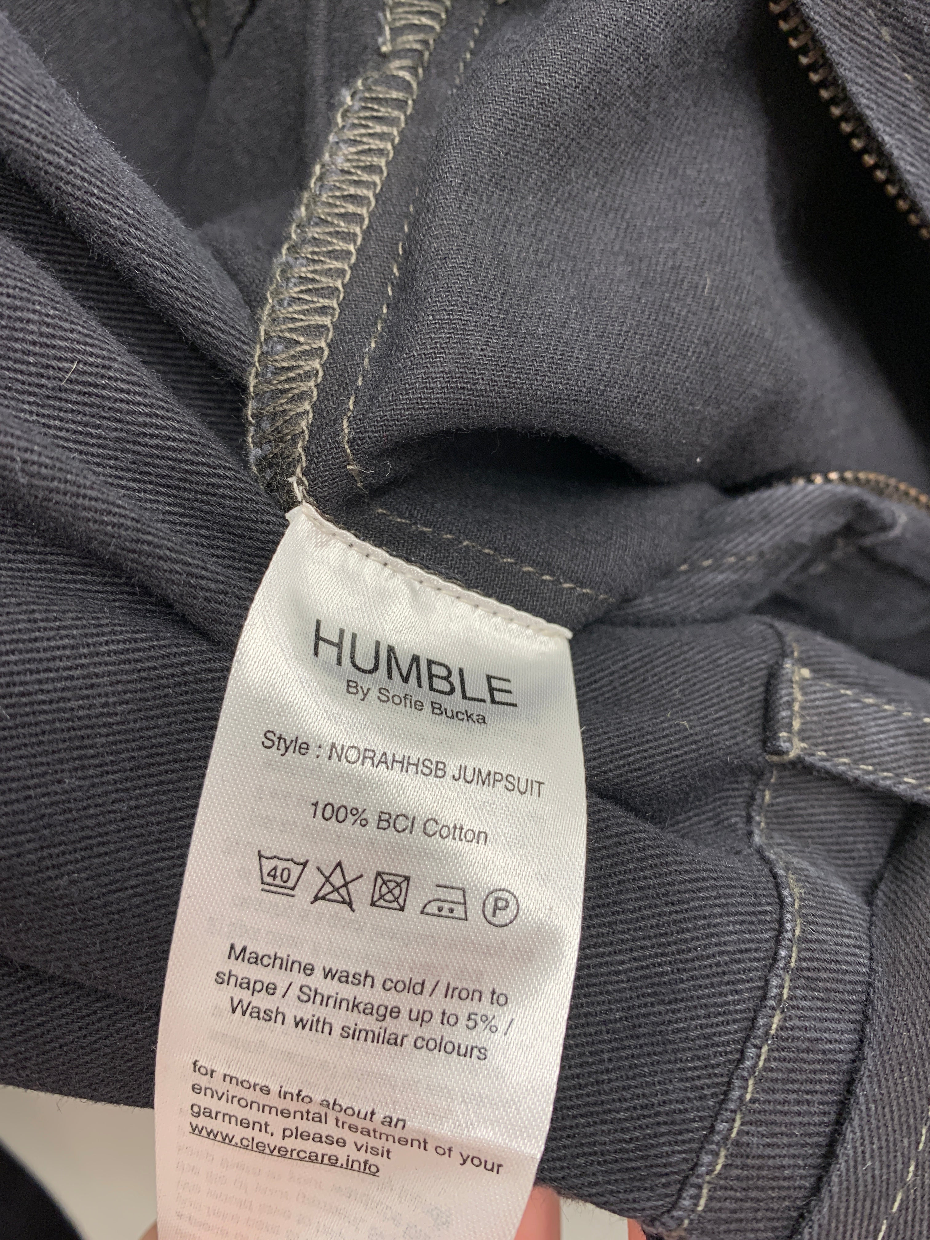 Humble Buksedragt