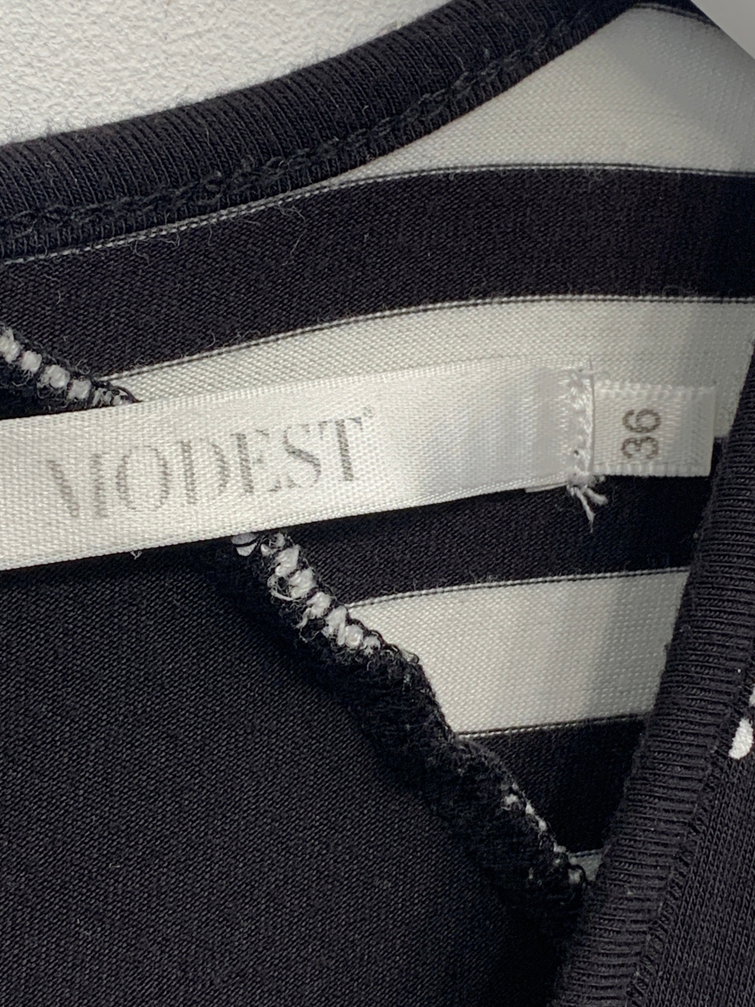 Modest Bluse