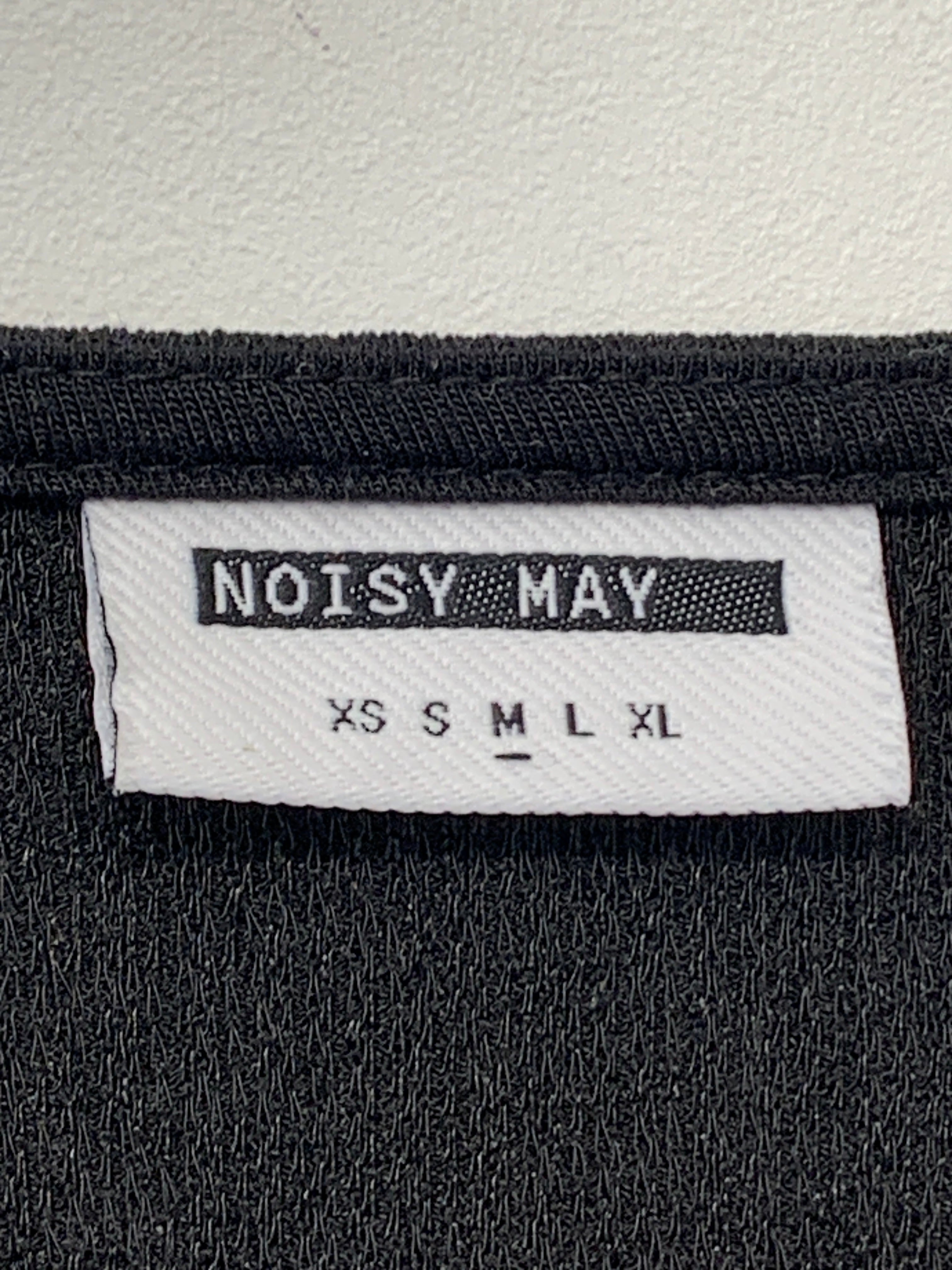 Noisy May Kjole