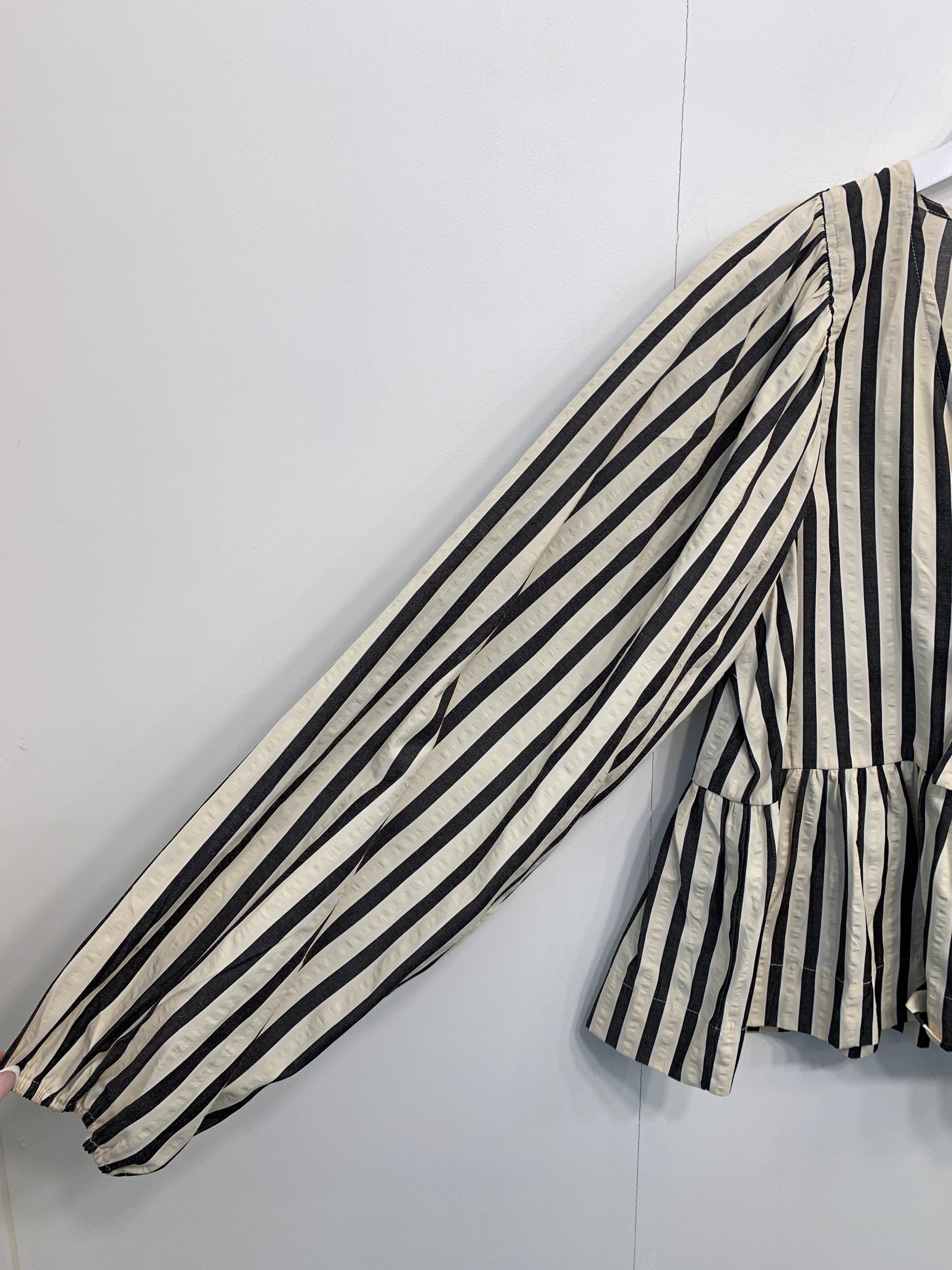 Neo Noir Bluse