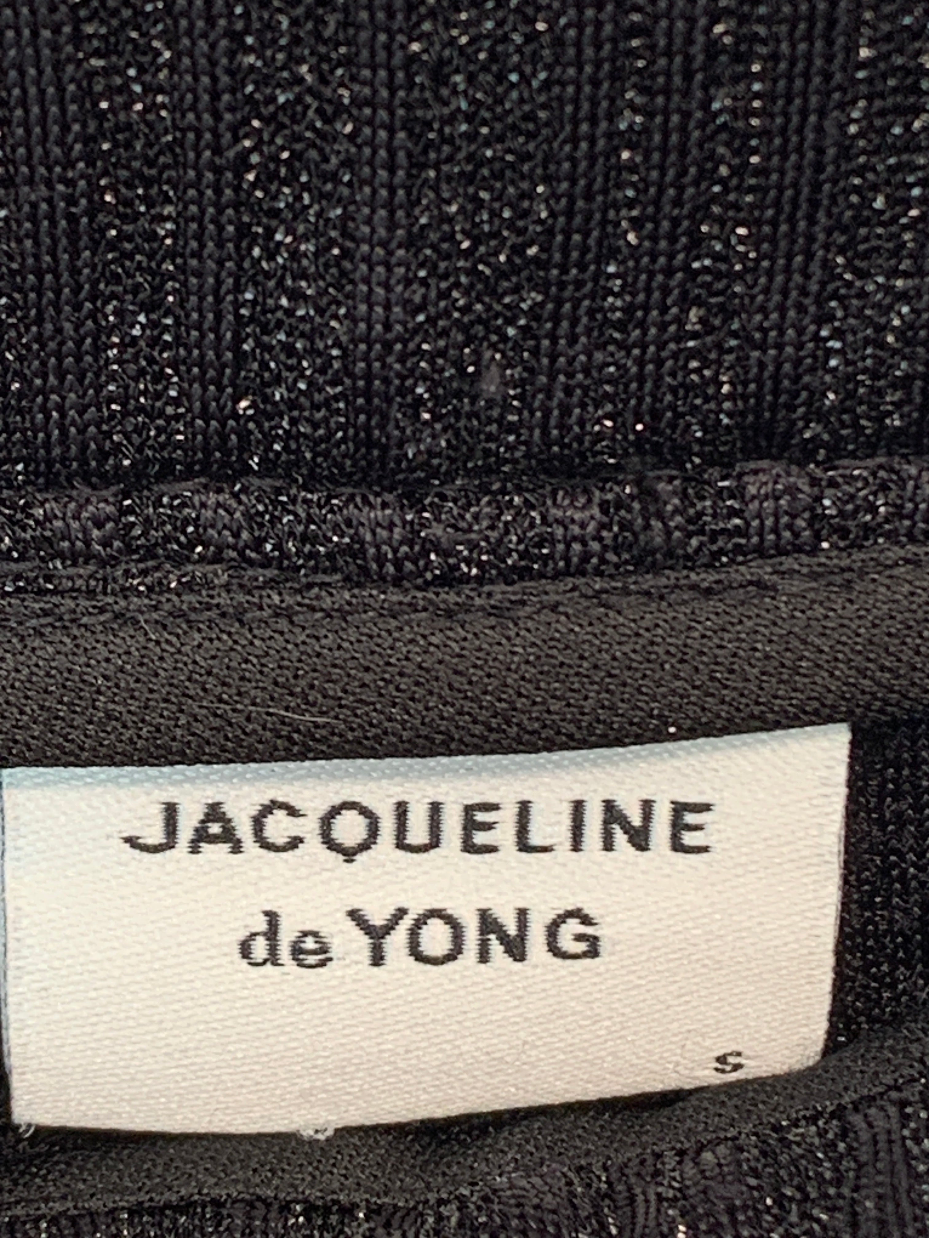Jacqueline De Yong Bukser
