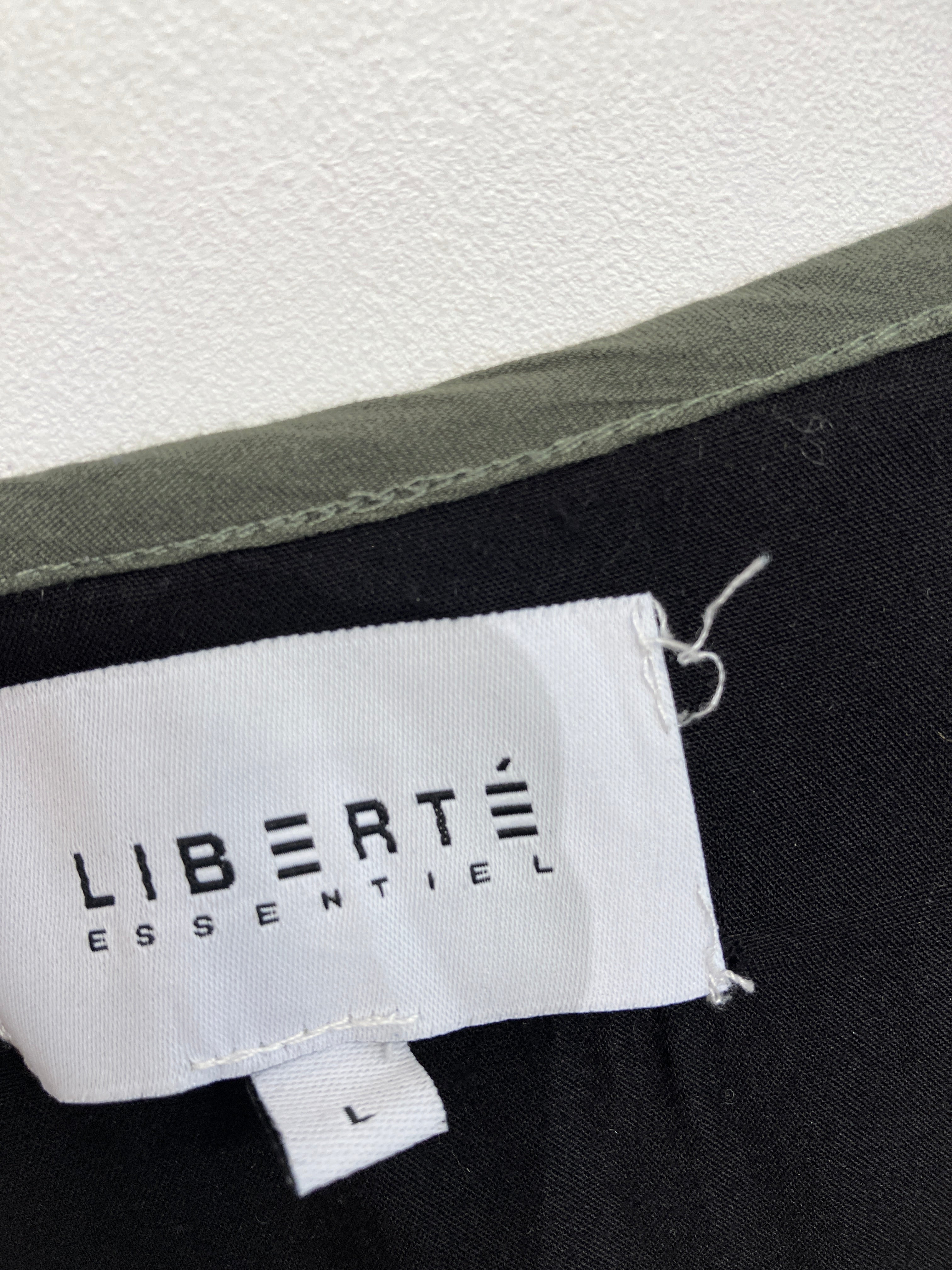 Liberte Vest