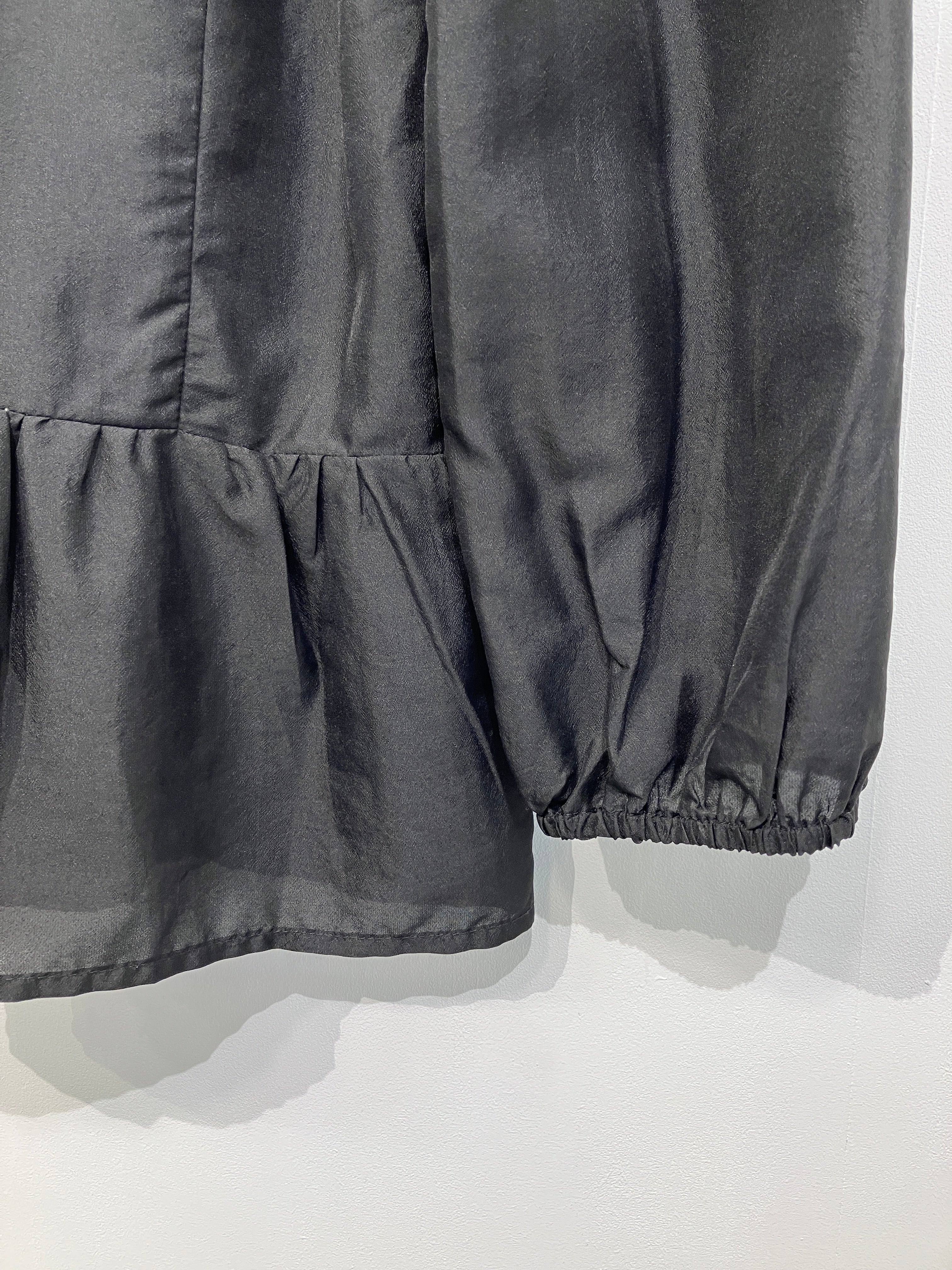 Neo Noir Bluse
